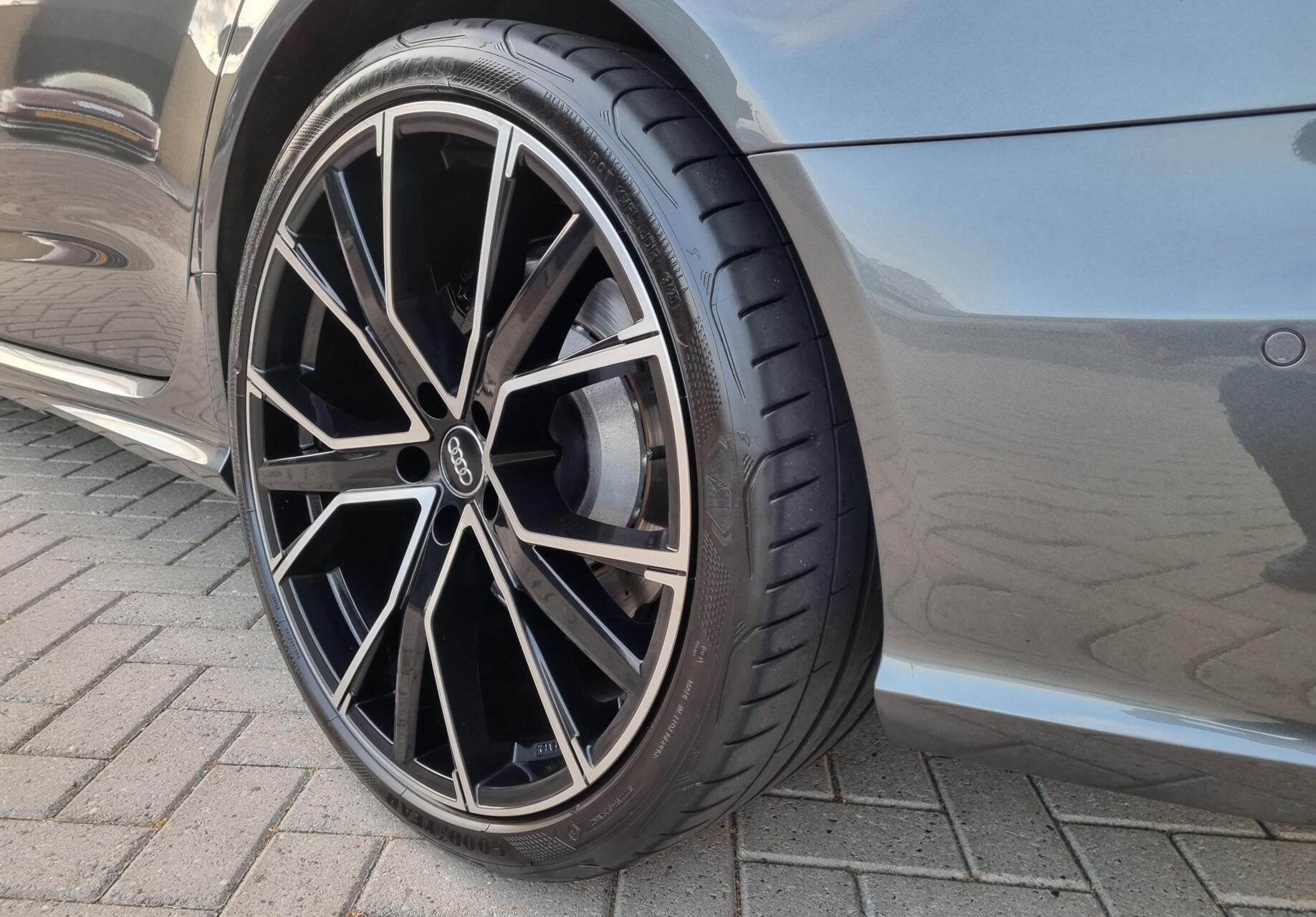 Foto van Audi RS 6 Avant