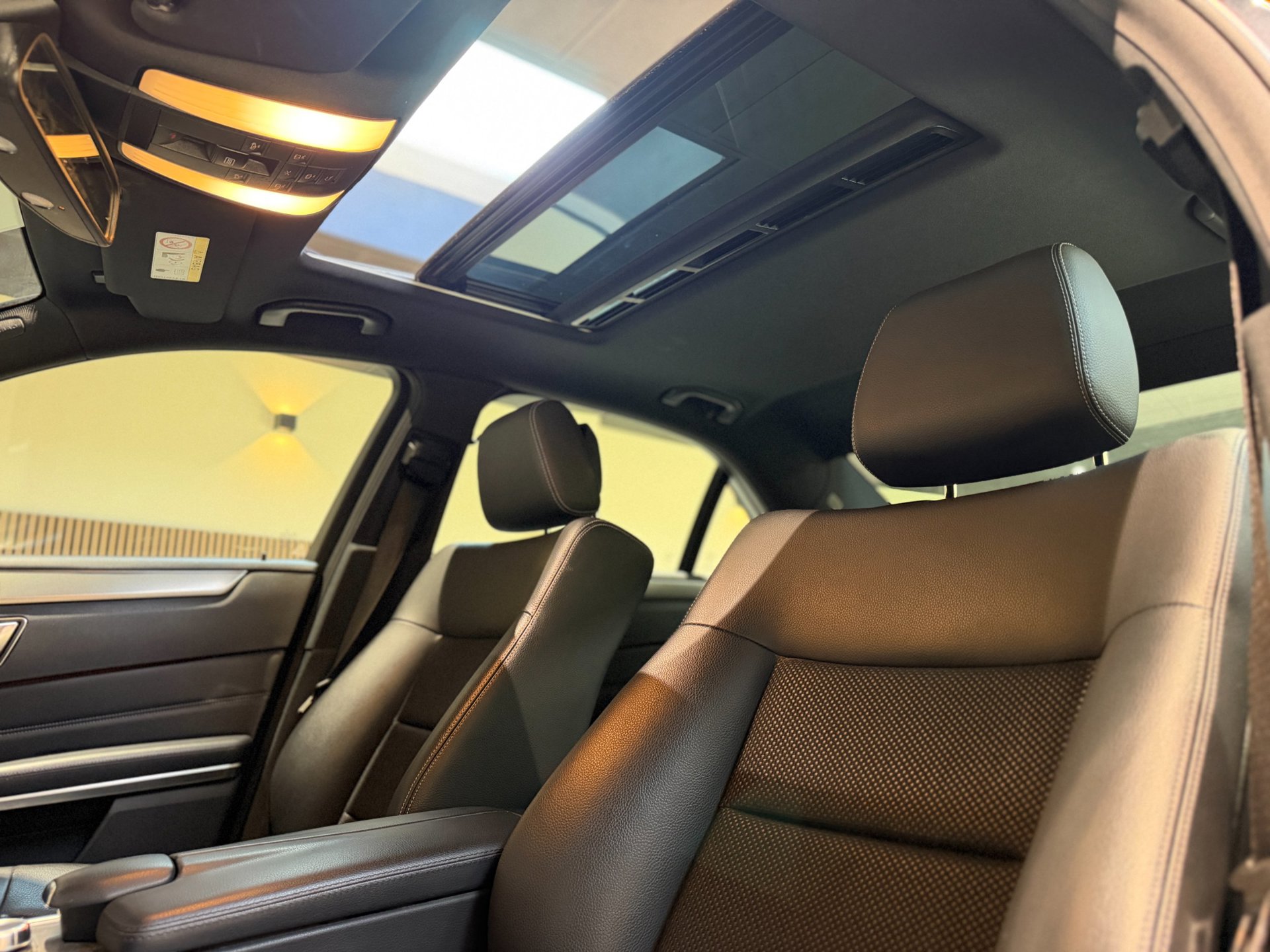 Foto van Mercedes-Benz E 200