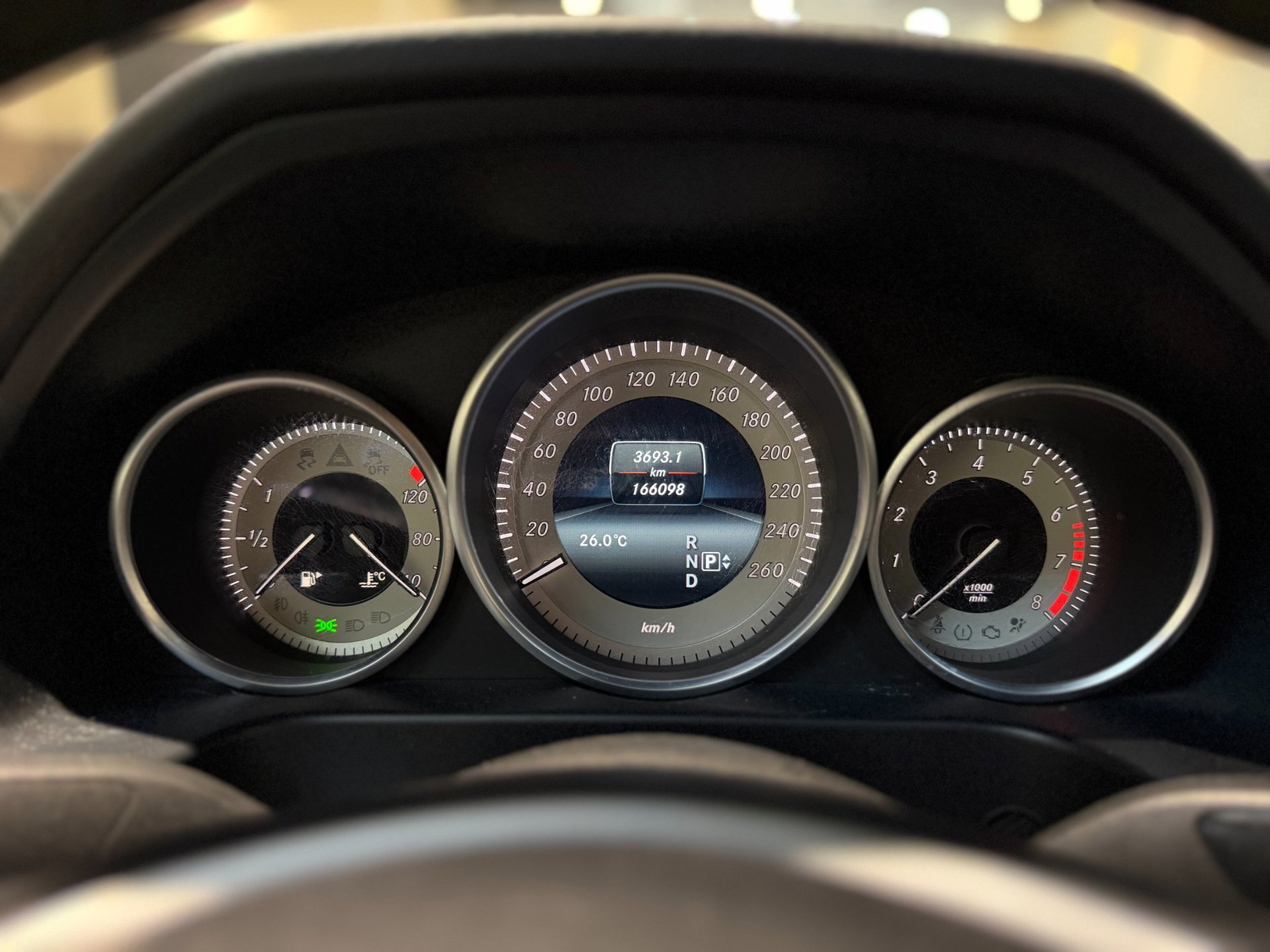 Foto van Mercedes-Benz E 200