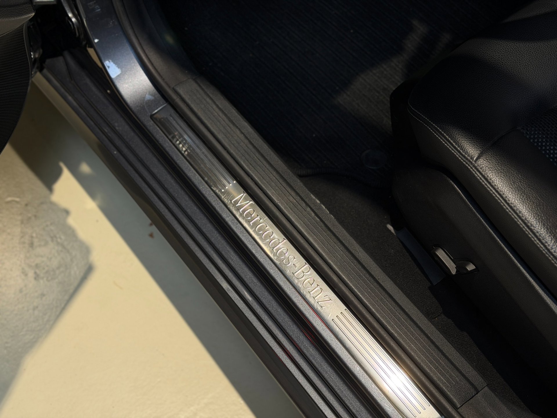 Foto van Mercedes-Benz E 200