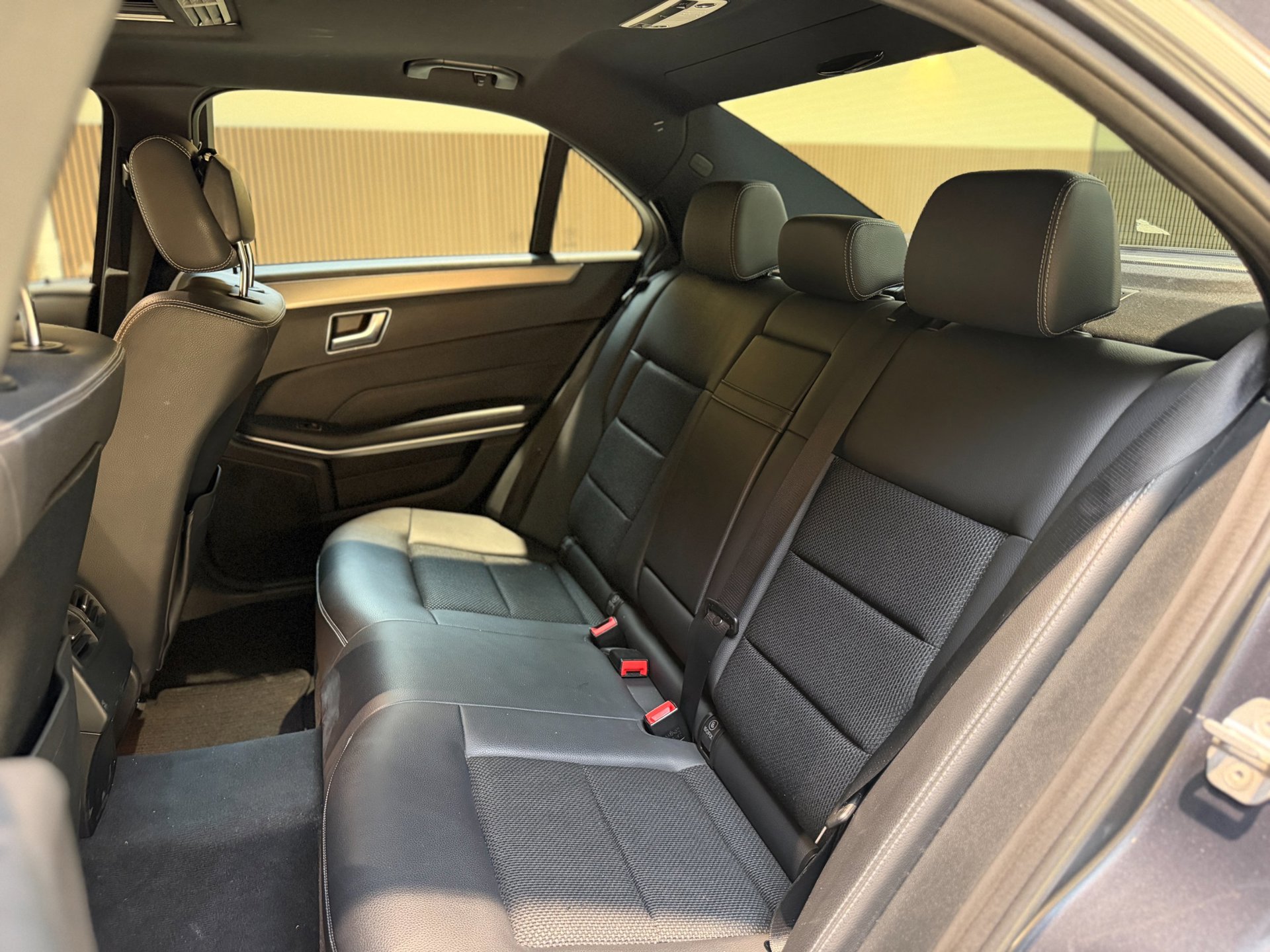 Foto van Mercedes-Benz E 200