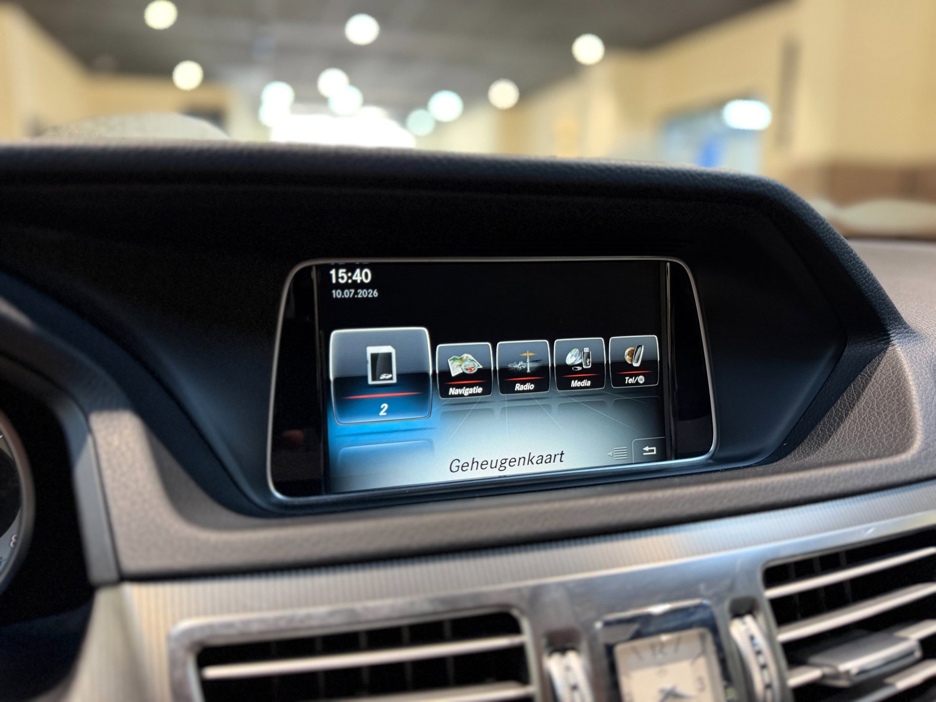 Foto van Mercedes-Benz E 200