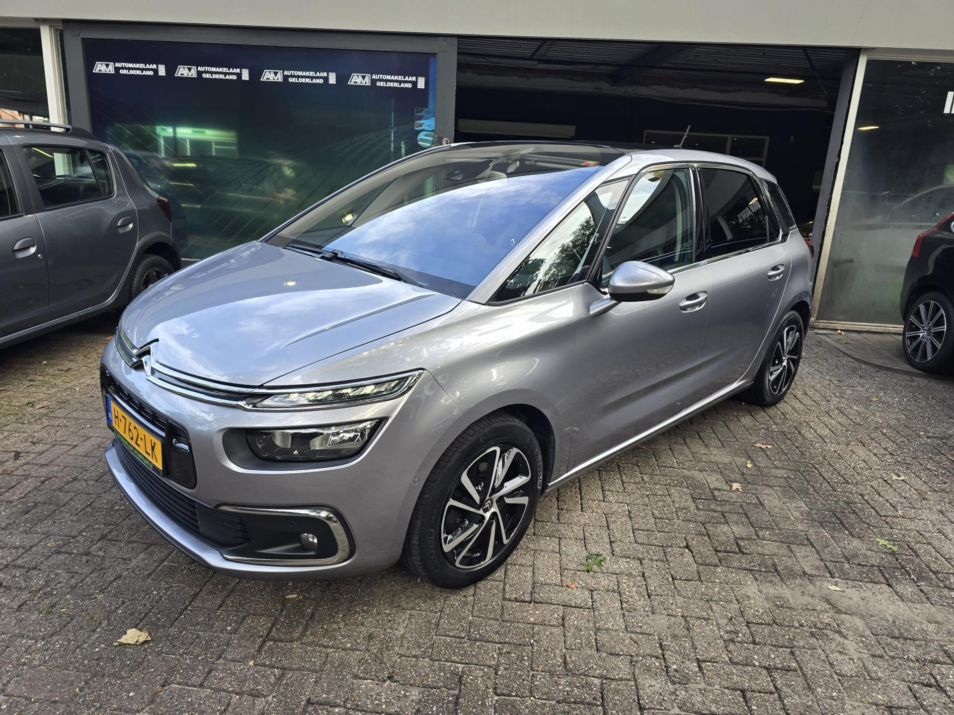 Foto van Citroen C4 Spacetourer
