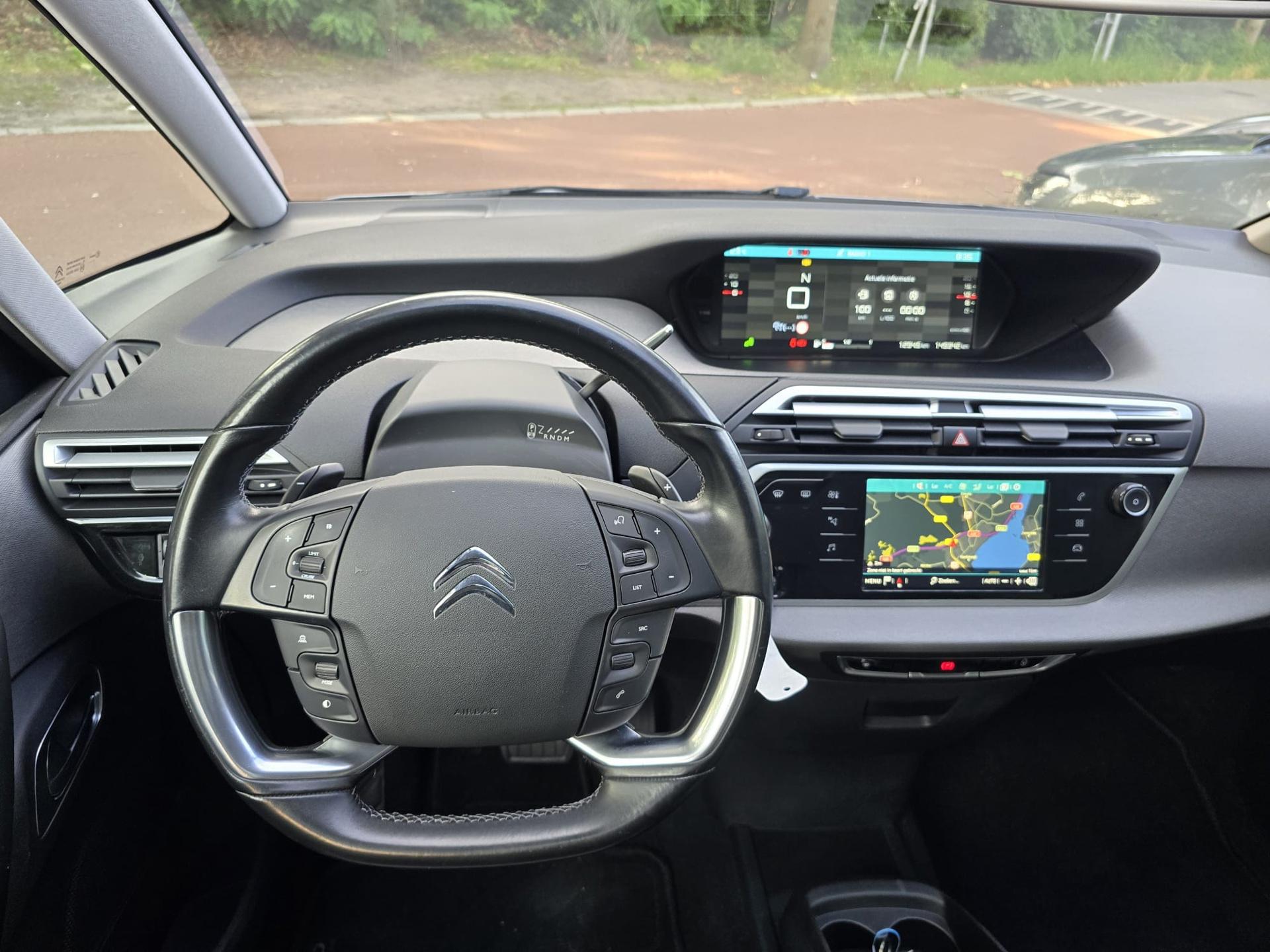 Foto van Citroen C4 Spacetourer