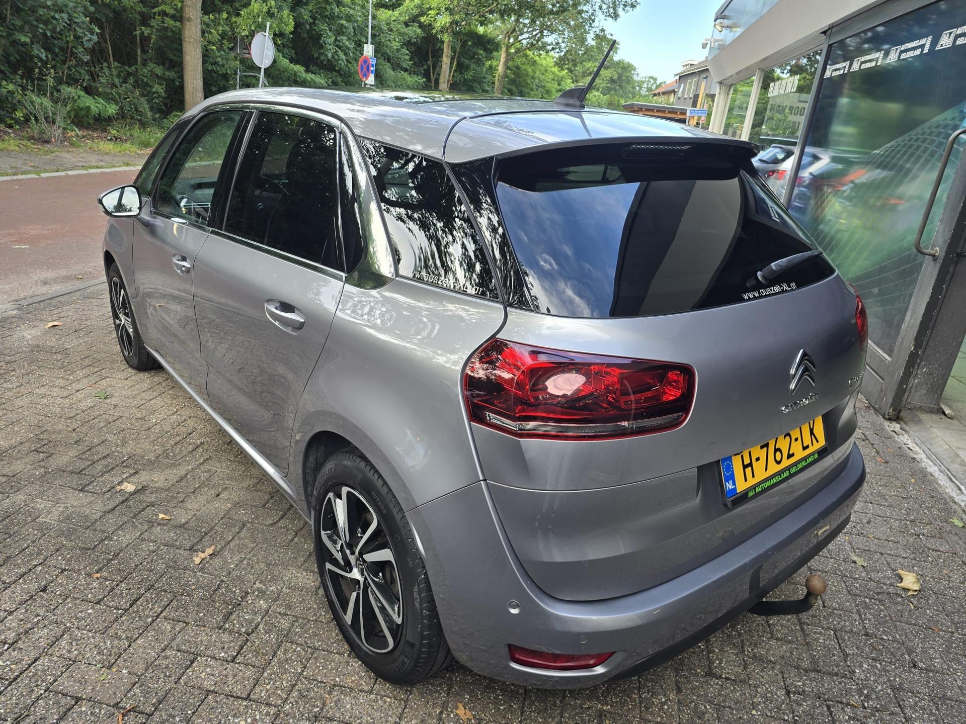 Foto van Citroen C4 Spacetourer
