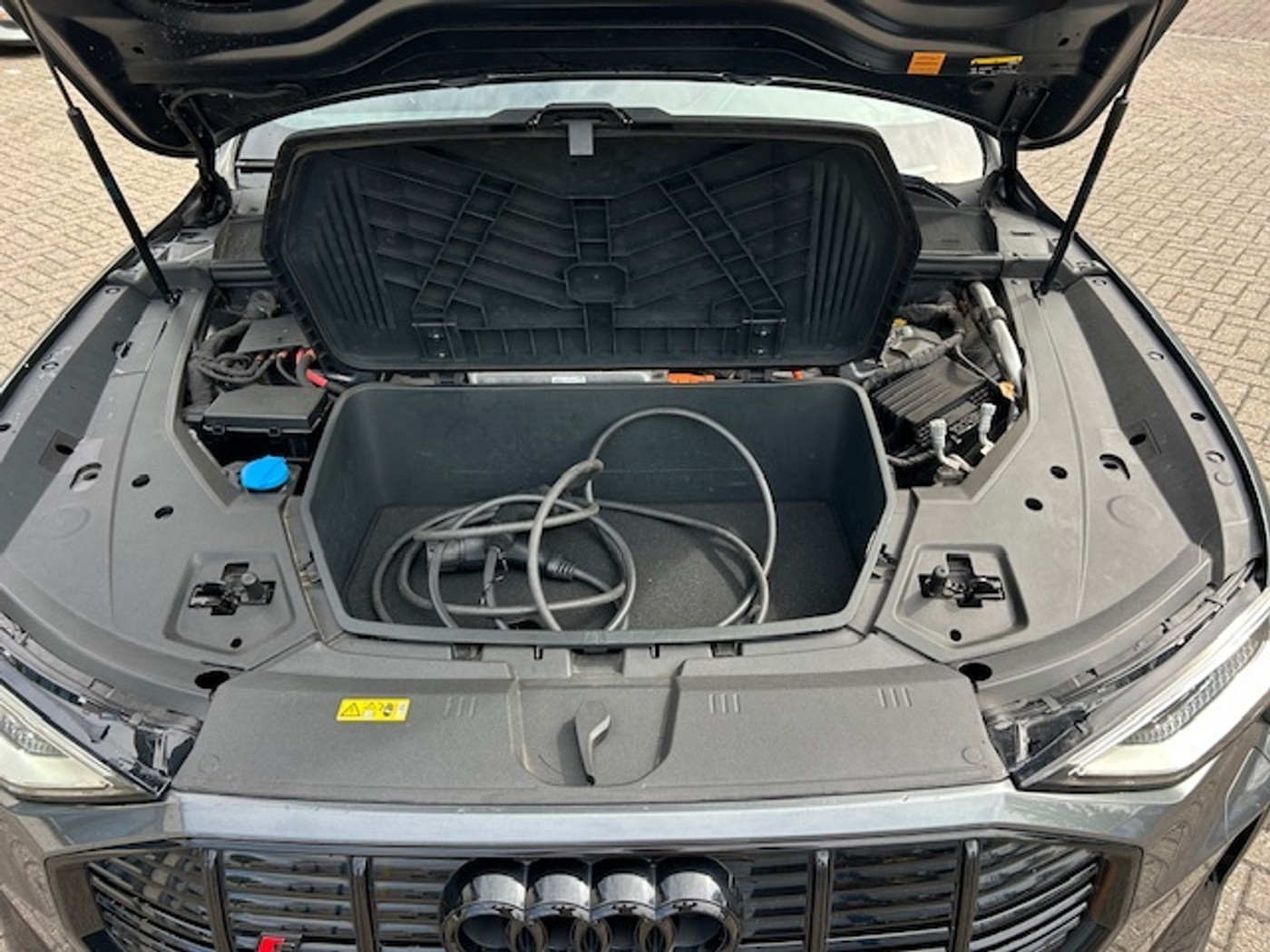 Foto van Audi E-tron 50