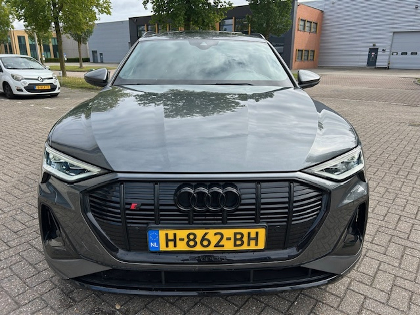 Foto van Audi E-tron 50
