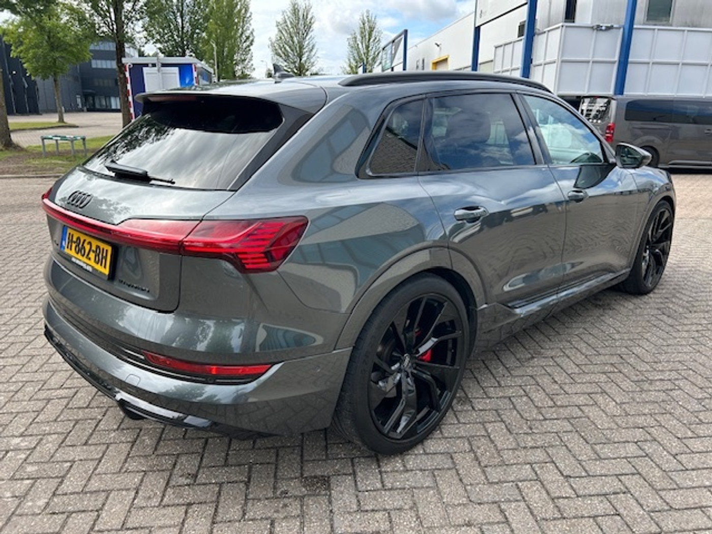 Foto van Audi E-tron 50