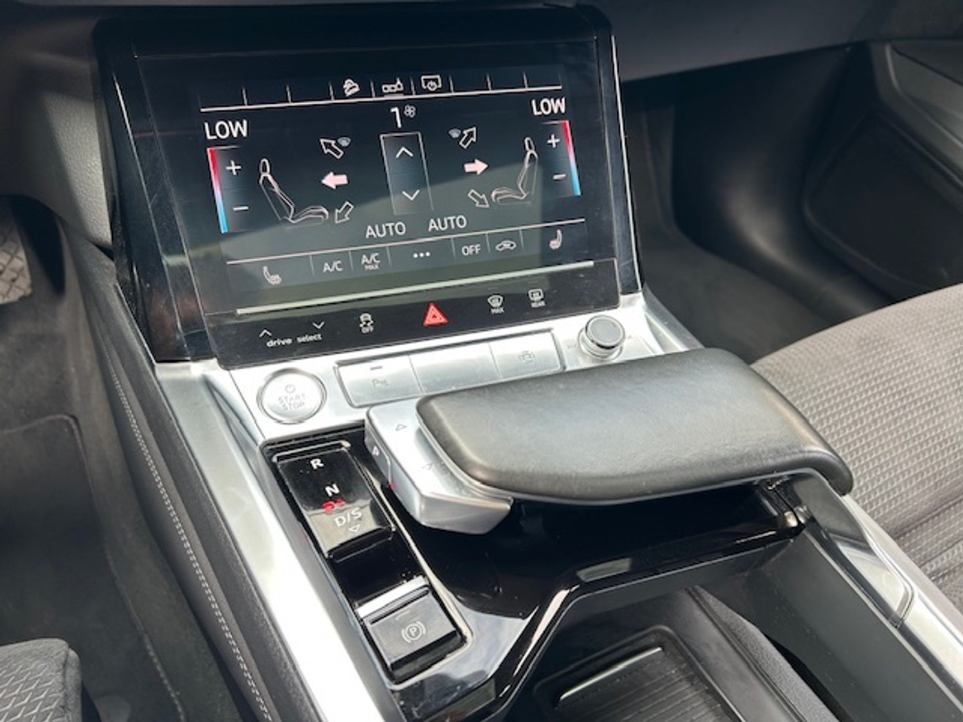 Foto van Audi E-tron 50