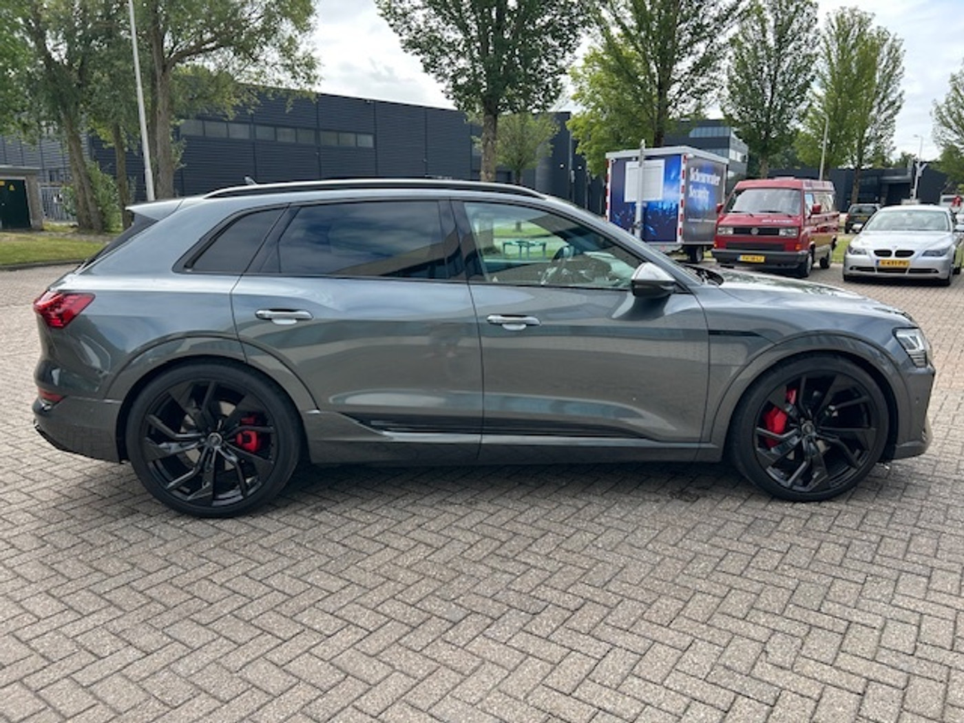 Foto van Audi E-tron 50