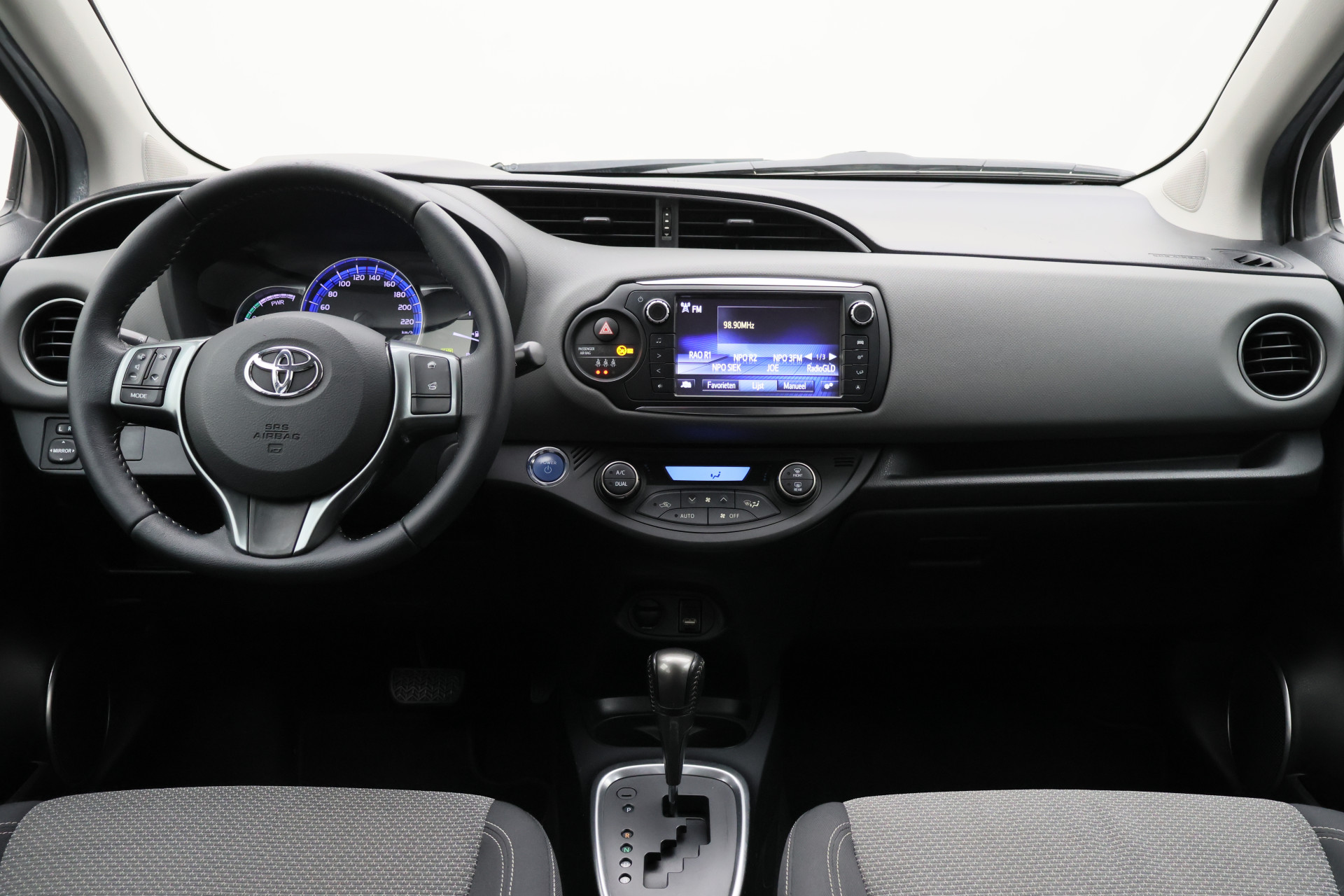 Foto van Toyota Toyota Yaris Hybrid