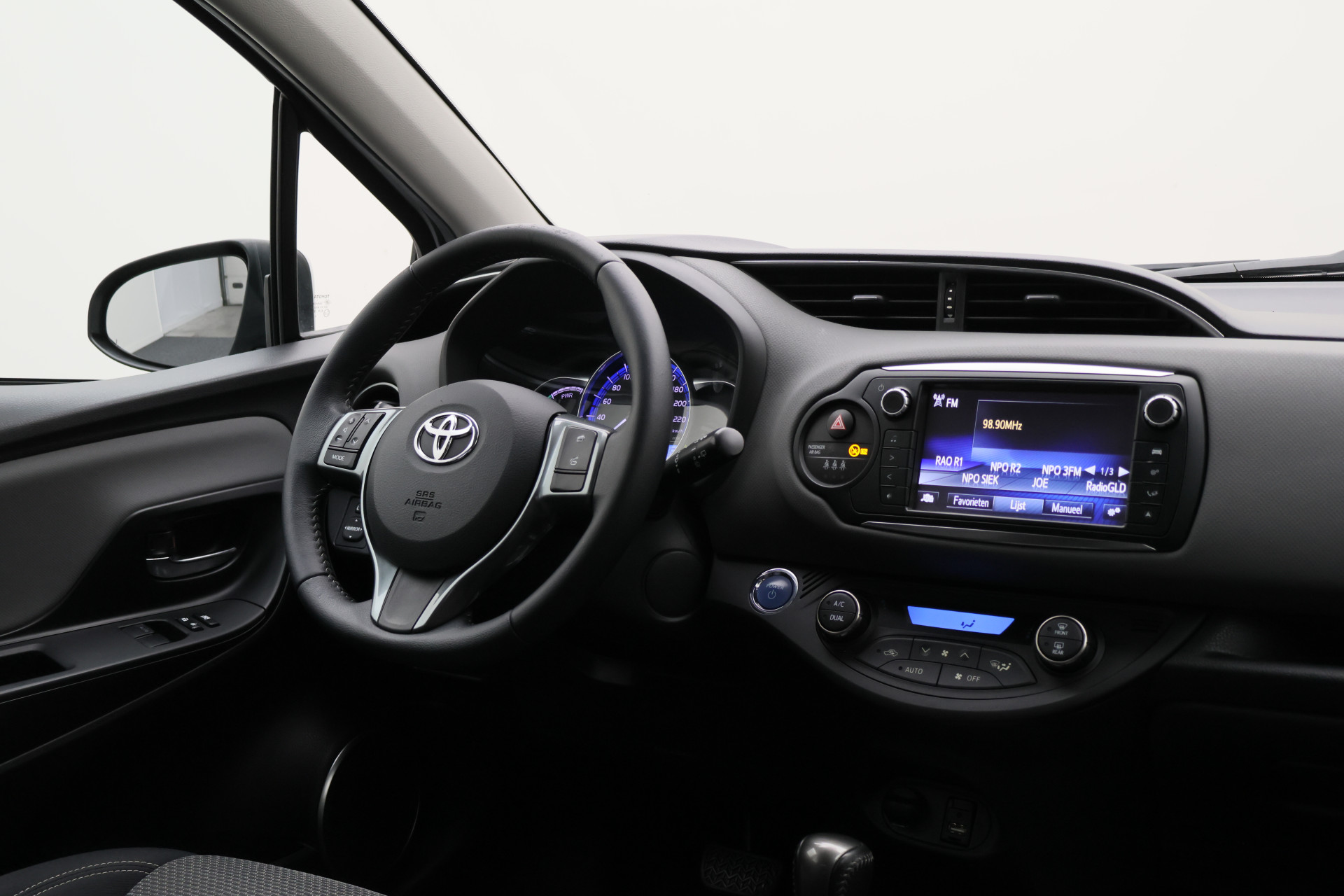 Foto van Toyota Toyota Yaris Hybrid