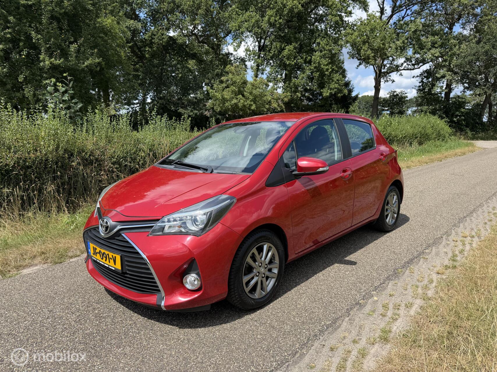Toyota Toyota Yaris 1.3 VVT-i Trend Automaat Nap Led Cruise 5-DRS 2016 - voorkant