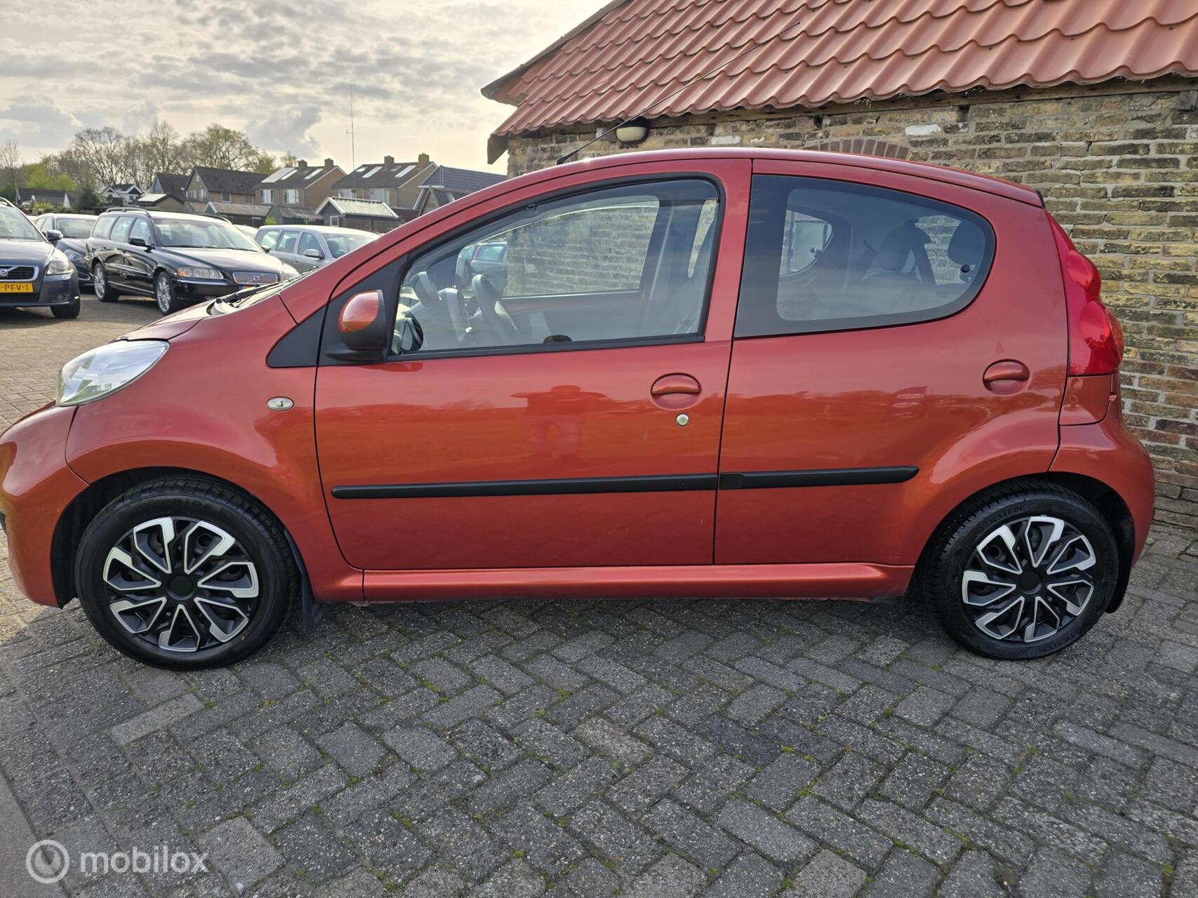 Foto van Peugeot Peugeot 107