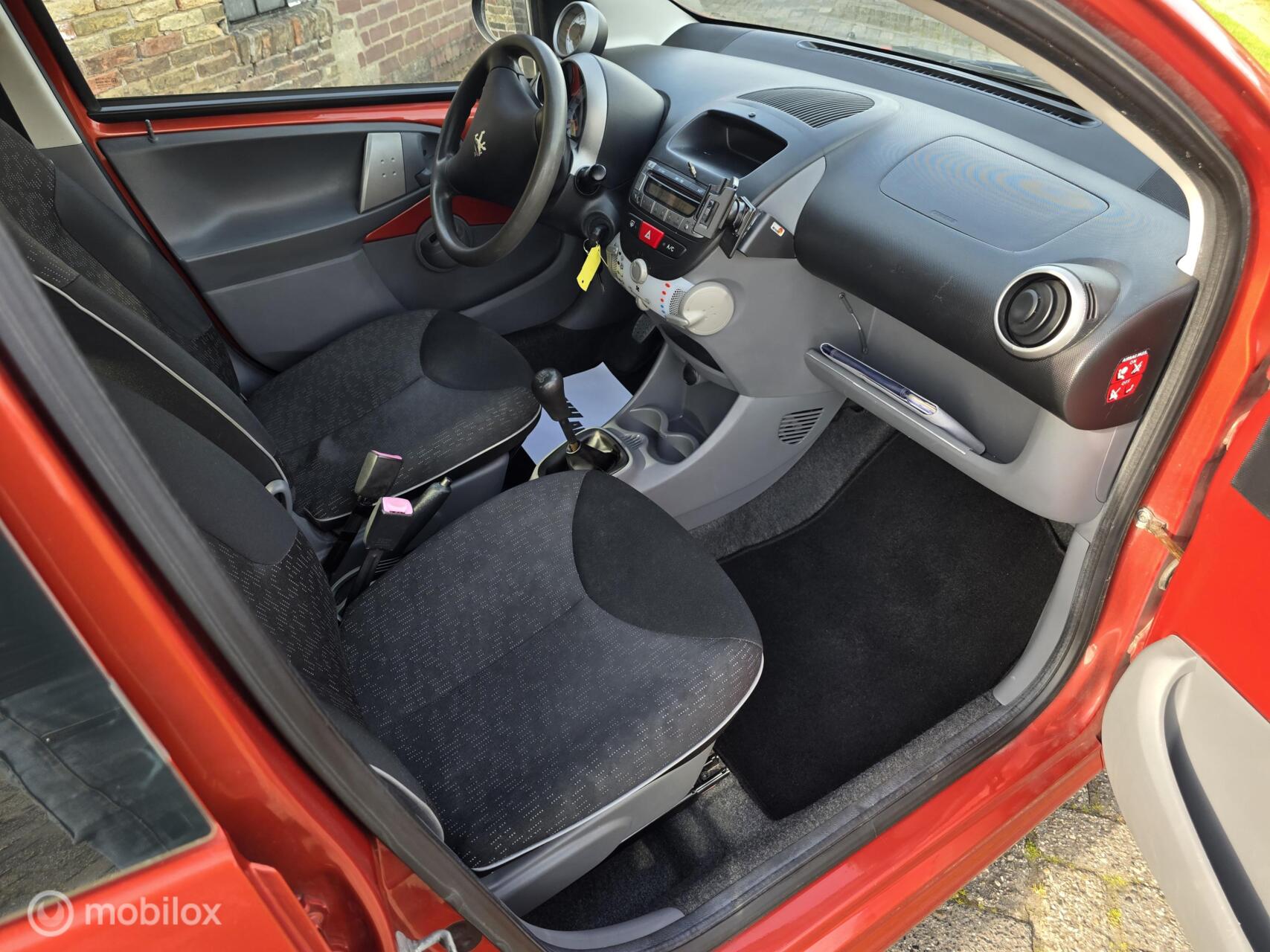 Foto van Peugeot Peugeot 107