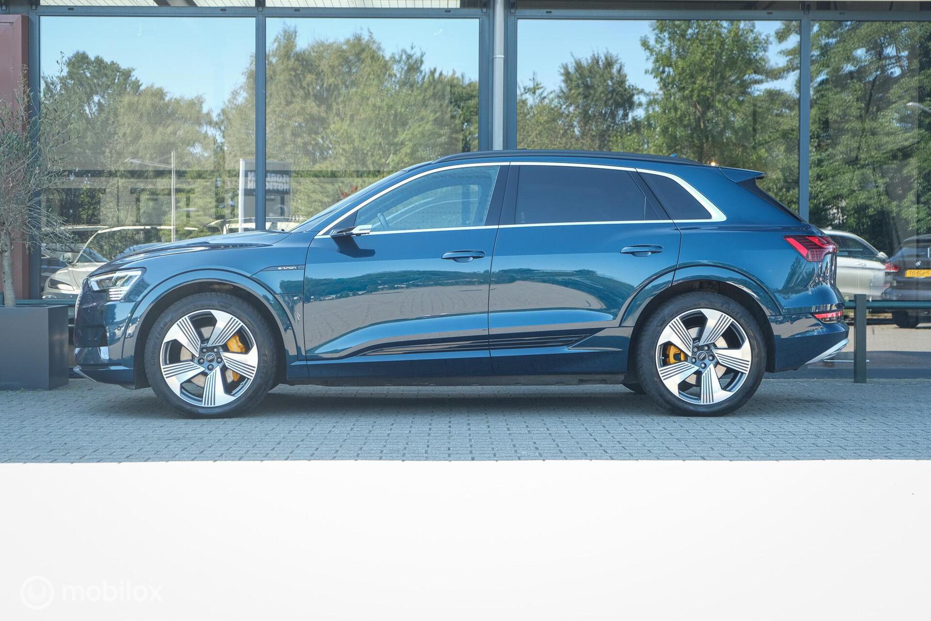 Foto van Audi Audi E-tron