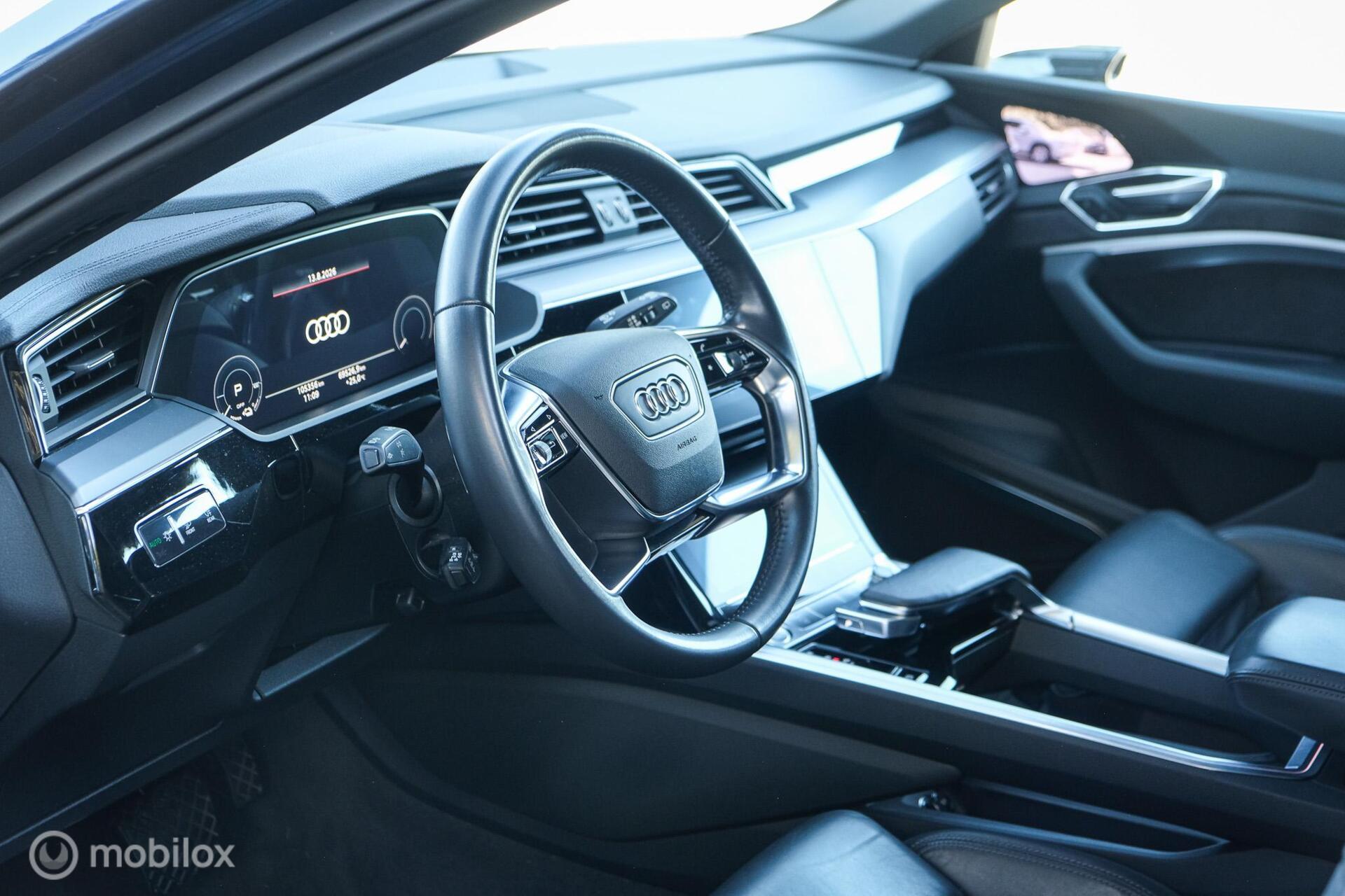 Foto van Audi Audi E-tron