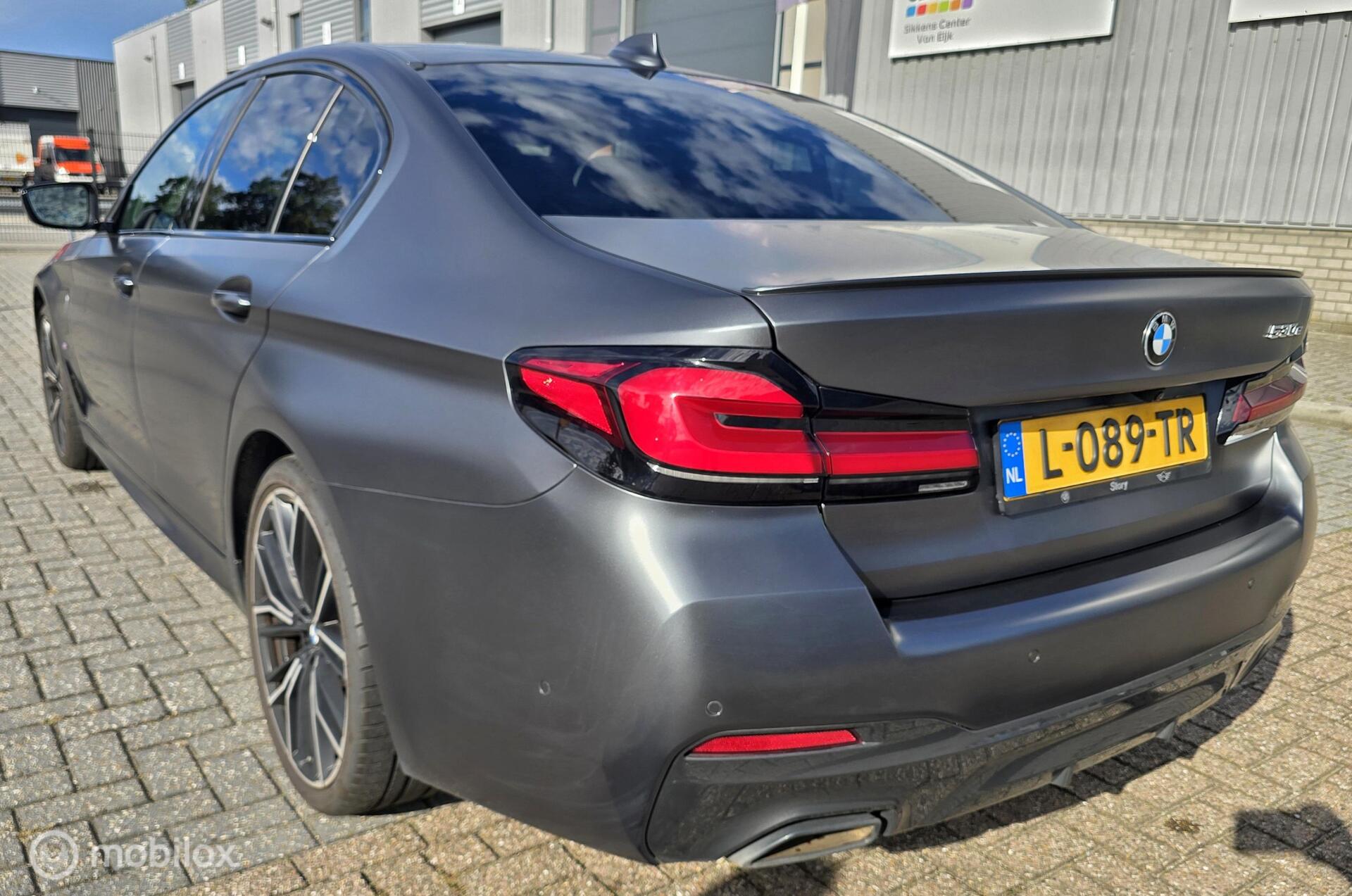 Foto van BMW 530e
