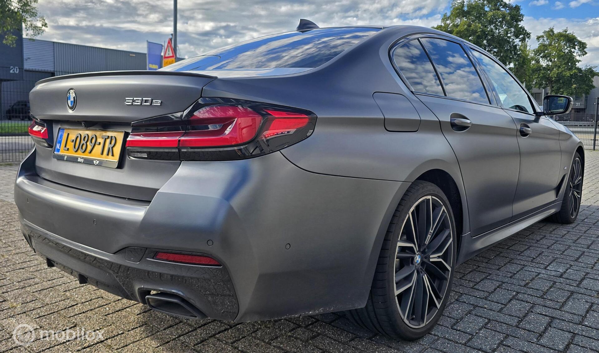 Foto van BMW 530e