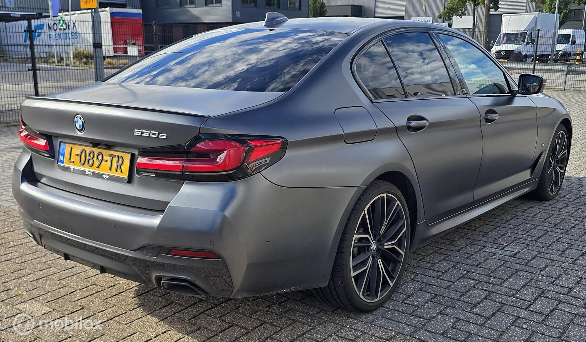 Foto van BMW 530e