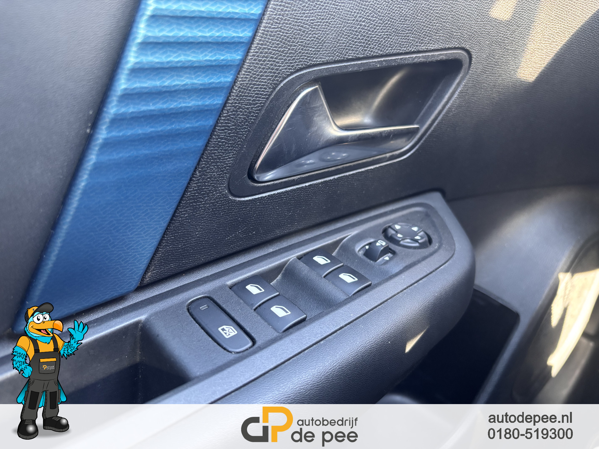 Foto van Citroen E-c4