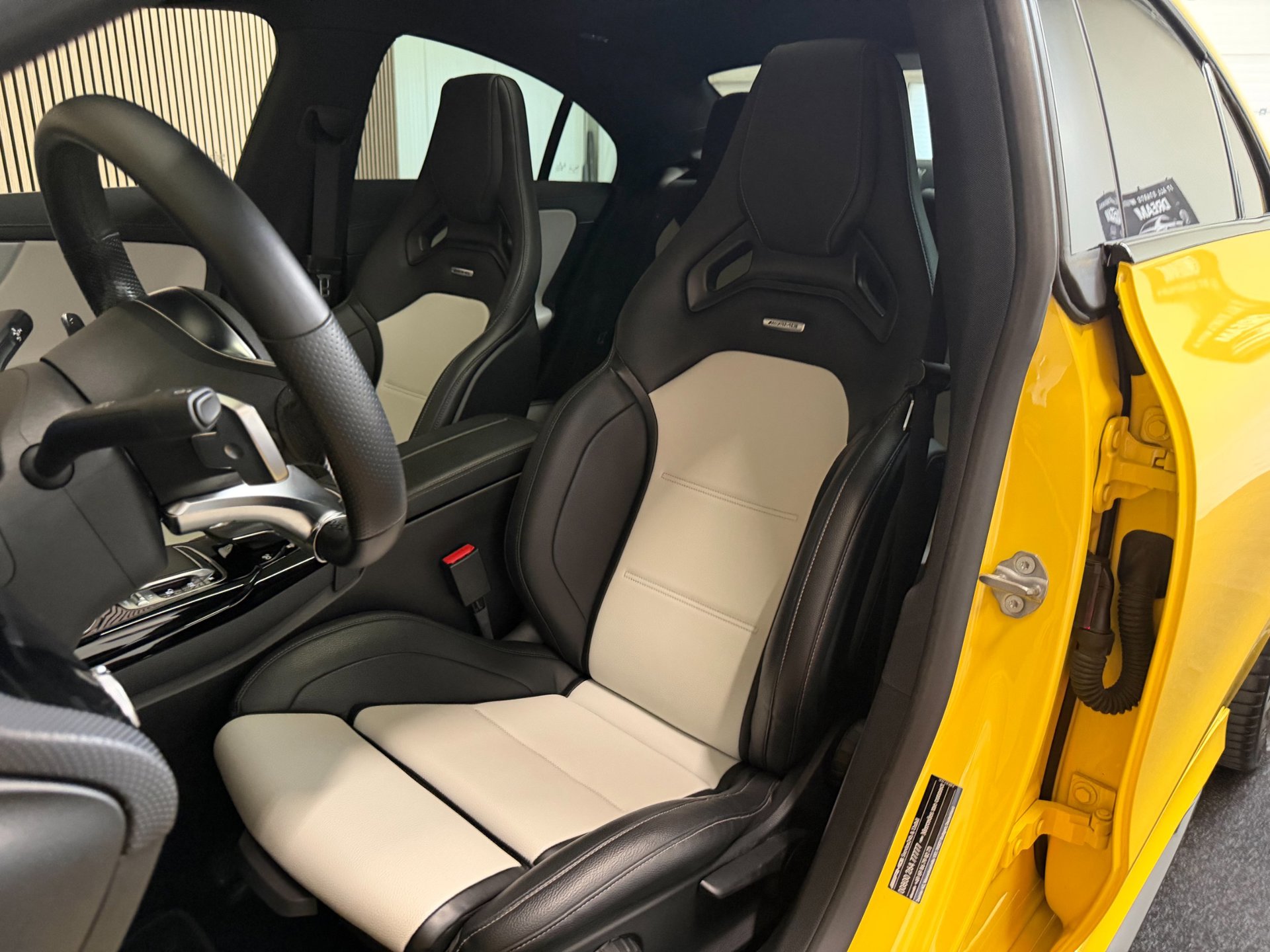 Foto van Mercedes-Benz AMG Cla 35