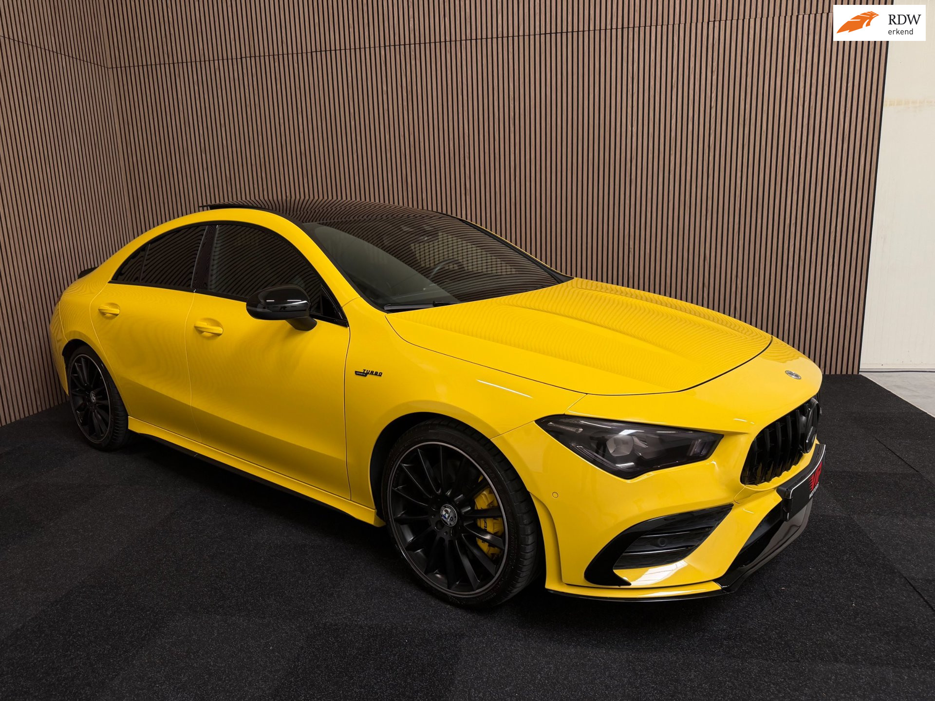 Mercedes-Benz AMG Cla 35 AMG 35 4MATIC Premium Plus 2019 - voorkant