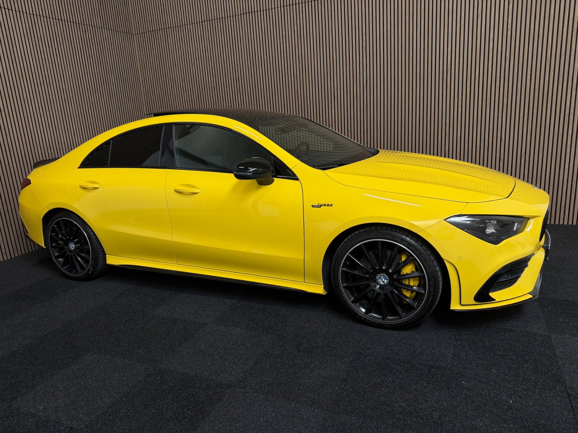 Foto van Mercedes-Benz AMG Cla 35