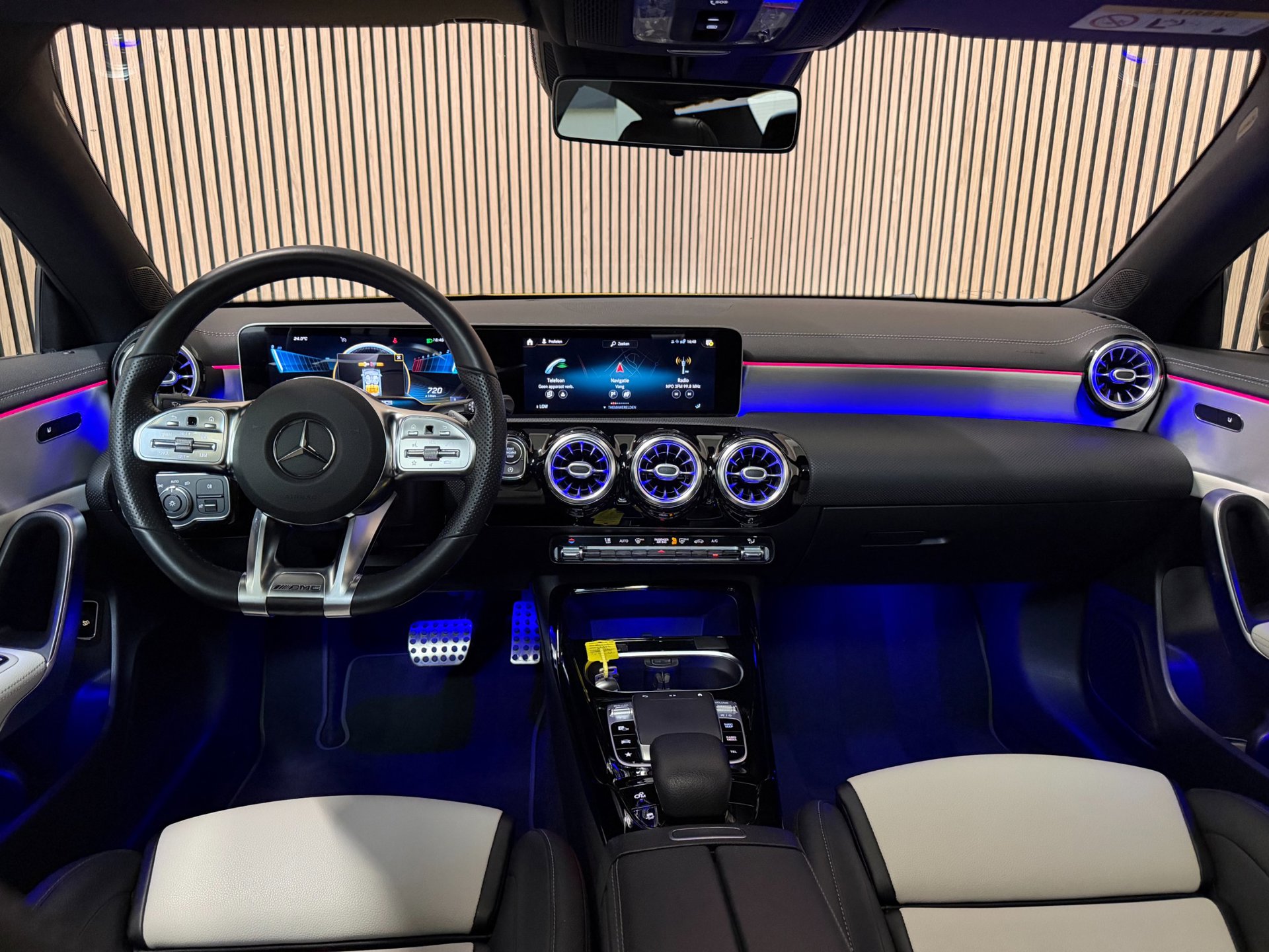 Foto van Mercedes-Benz AMG Cla 35