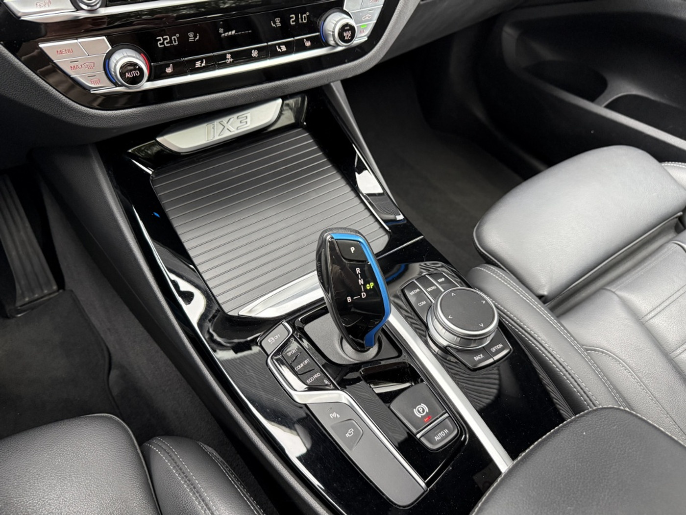 Foto van BMW Ix3