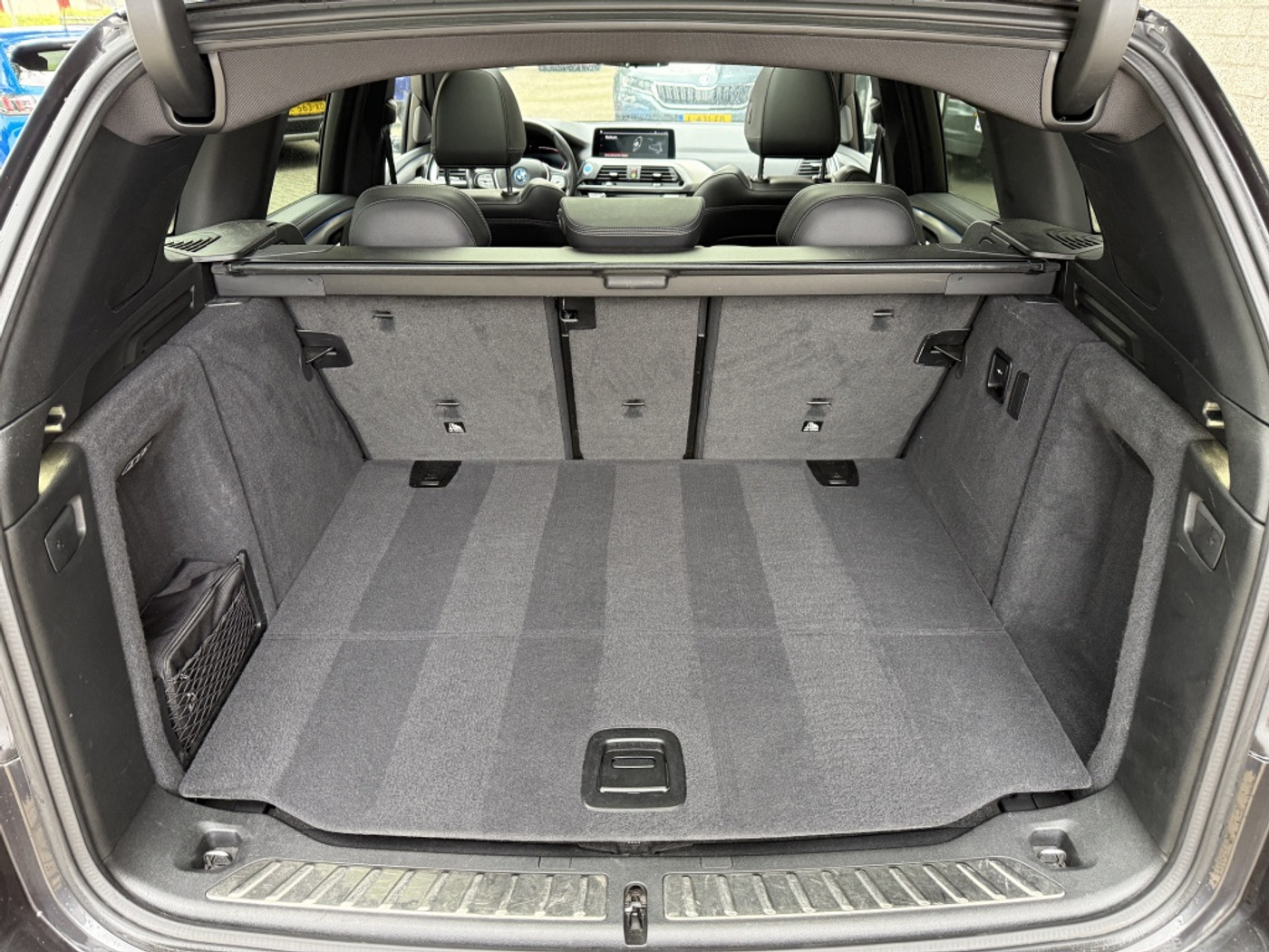 Foto van BMW Ix3