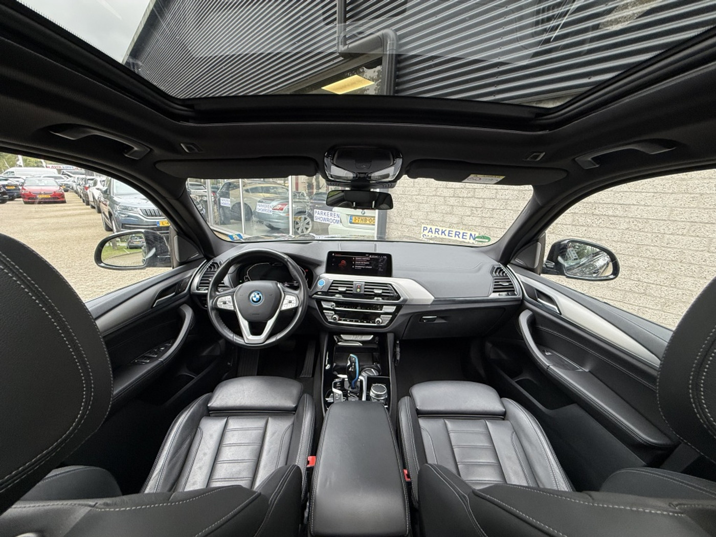 Foto van BMW Ix3