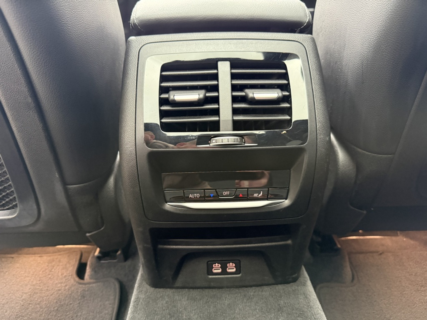 Foto van BMW Ix3
