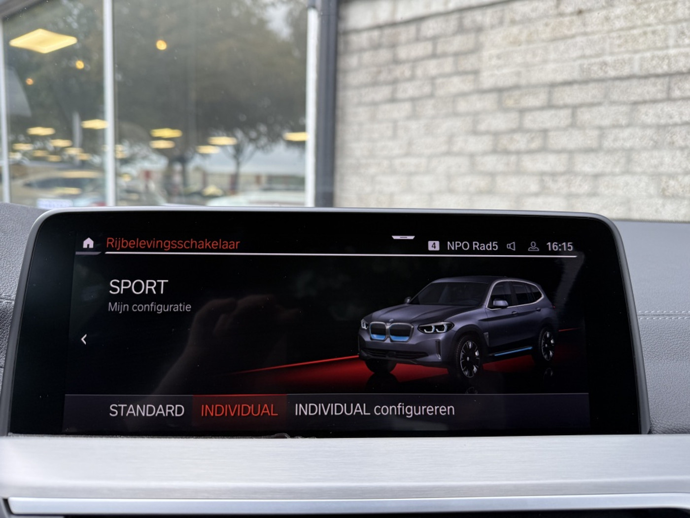 Foto van BMW Ix3