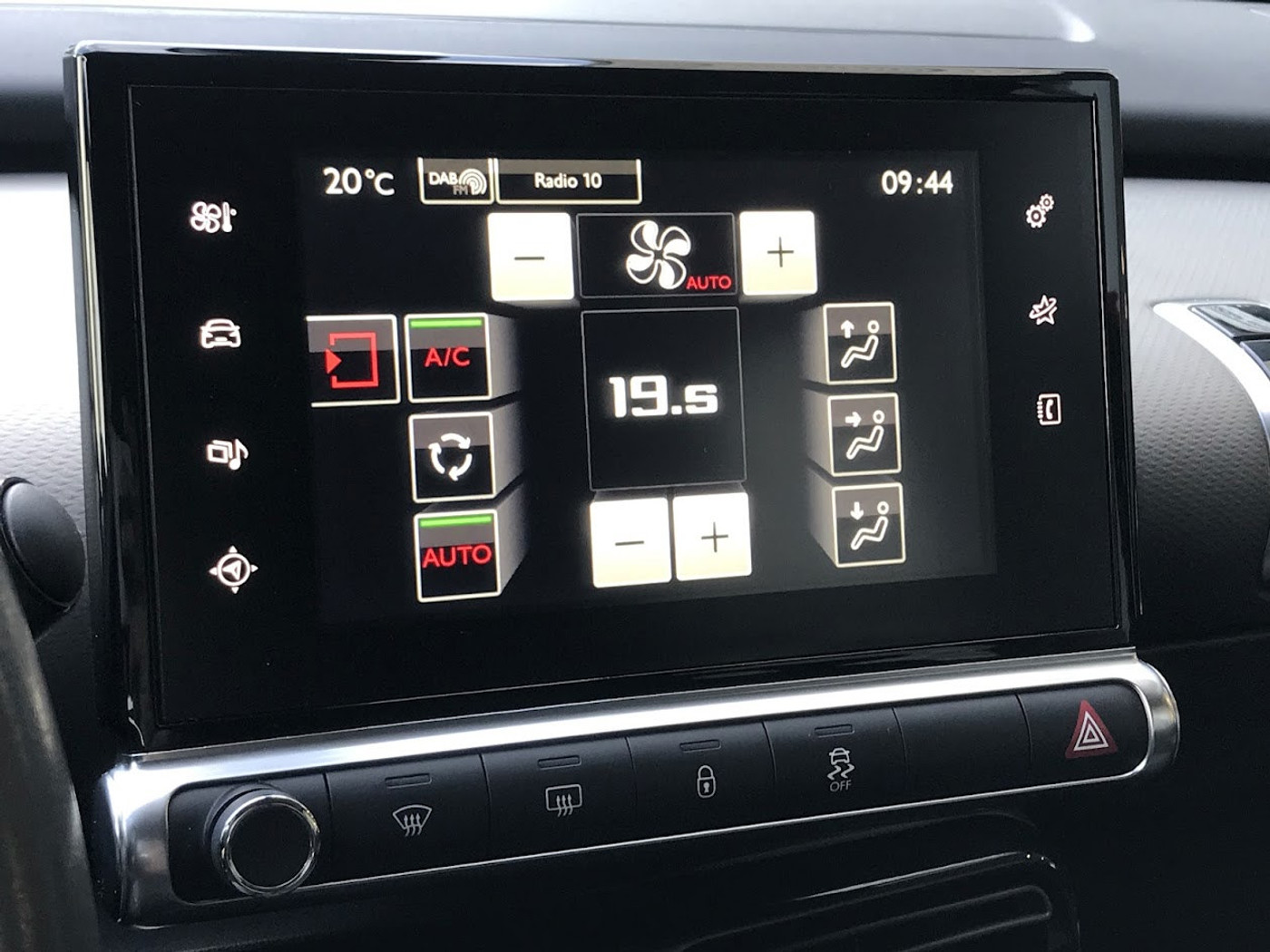 Foto van Citroen C4 Cactus