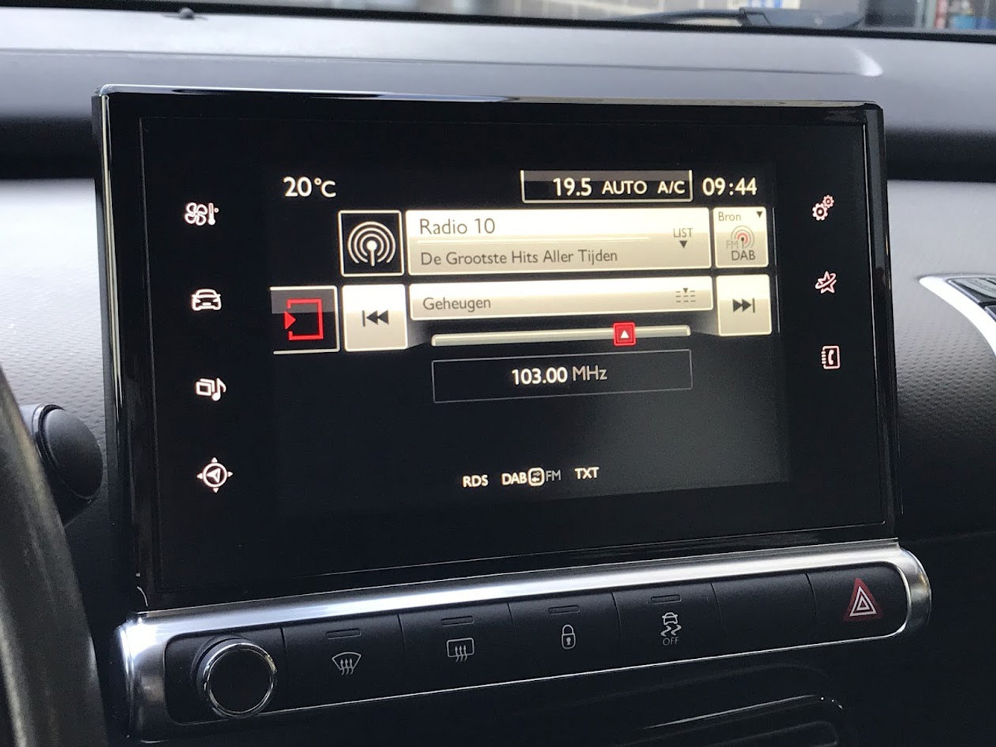 Foto van Citroen C4 Cactus