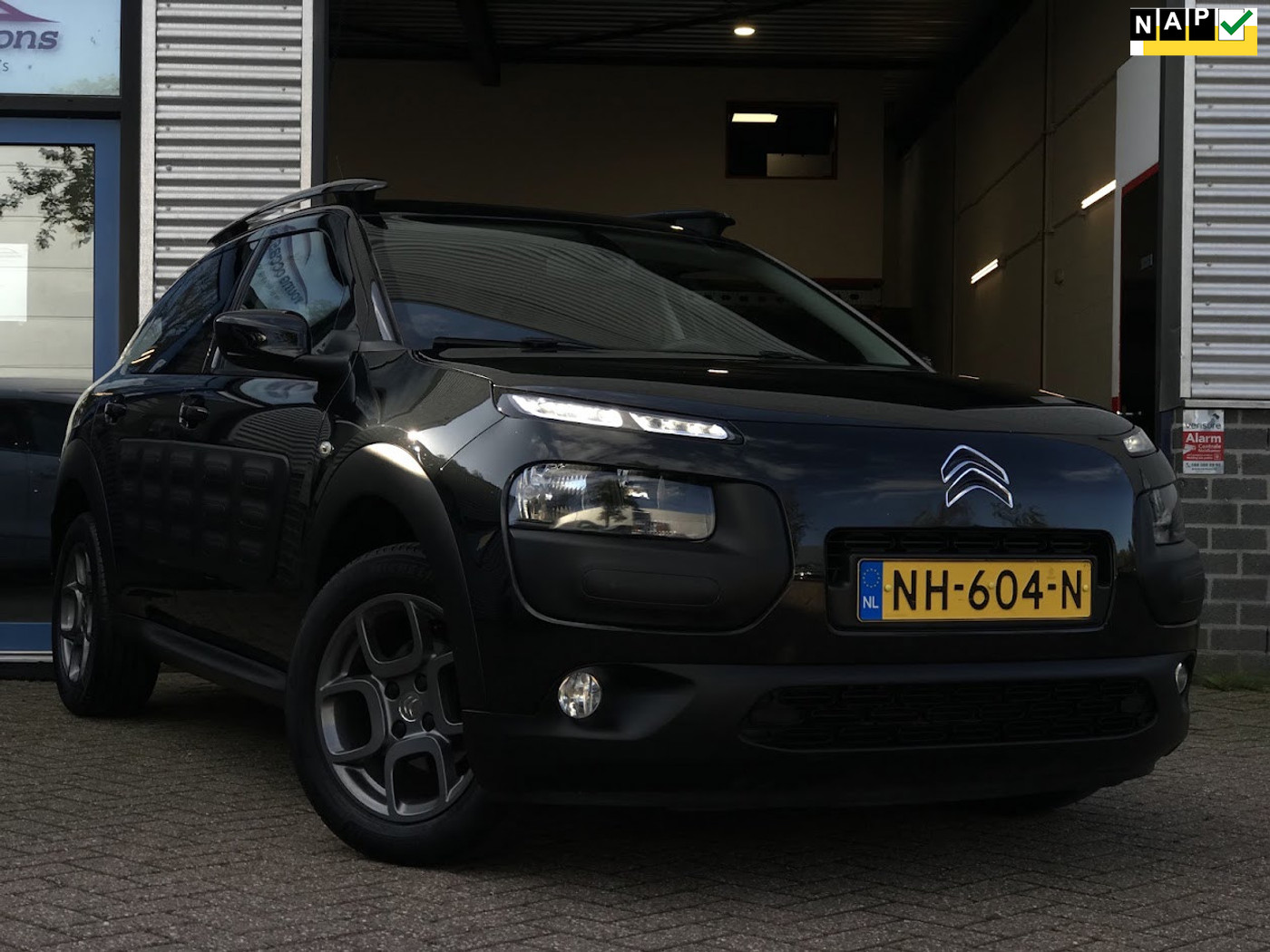 Citroen C4 Cactus 1.2 PureTech Shine|Navi|Cruise|Camera|Automaat|DAB+ 2017 - voorkant