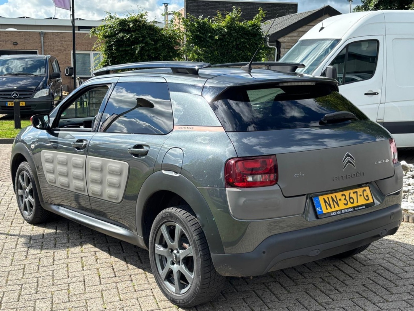 Foto van Citroen C4 Cactus