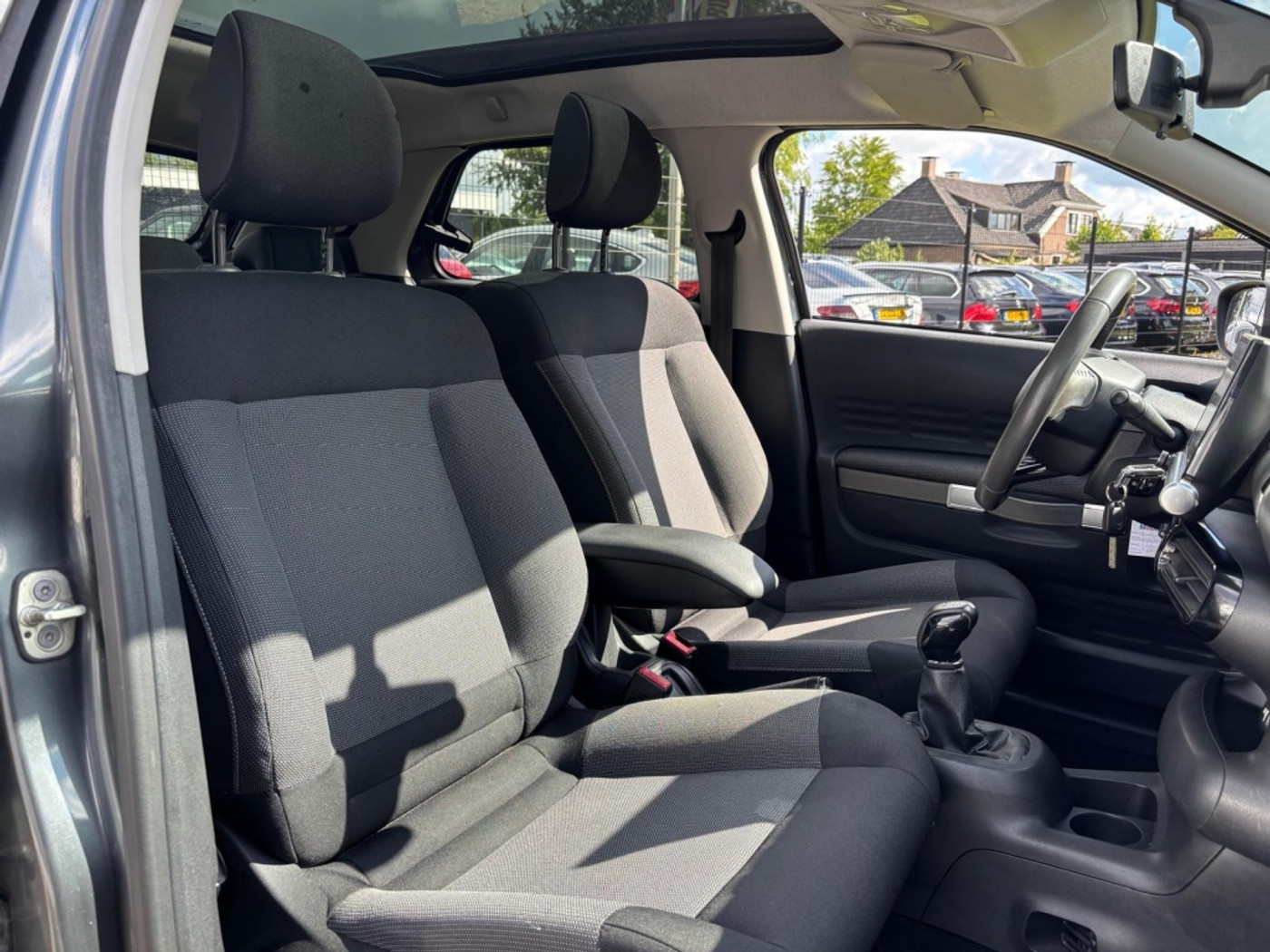 Foto van Citroen C4 Cactus