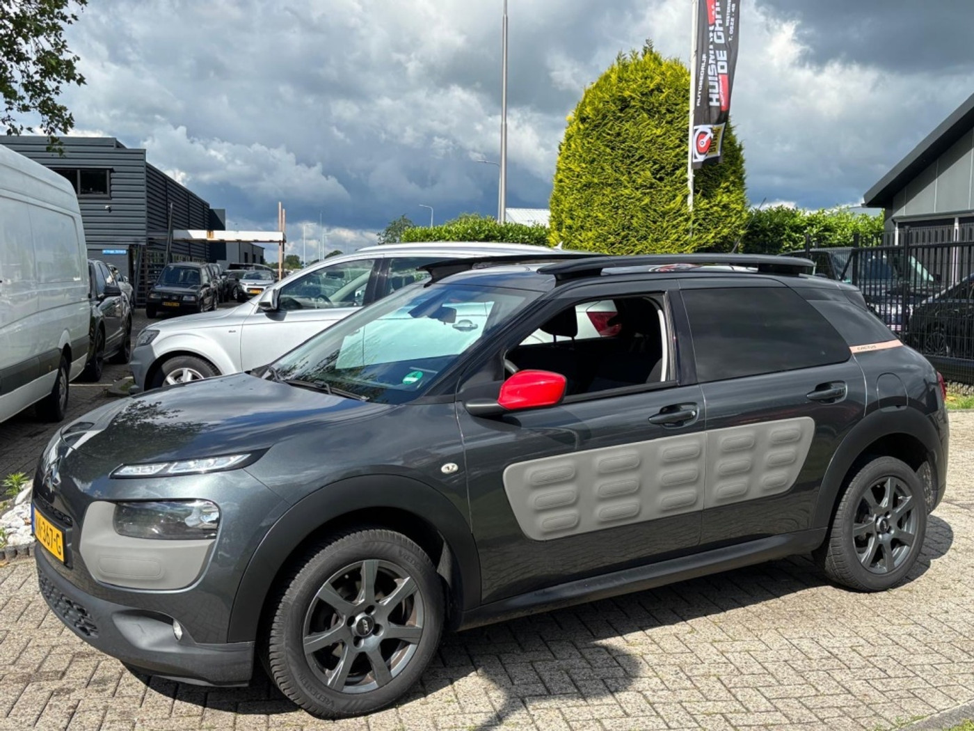 Foto van Citroen C4 Cactus