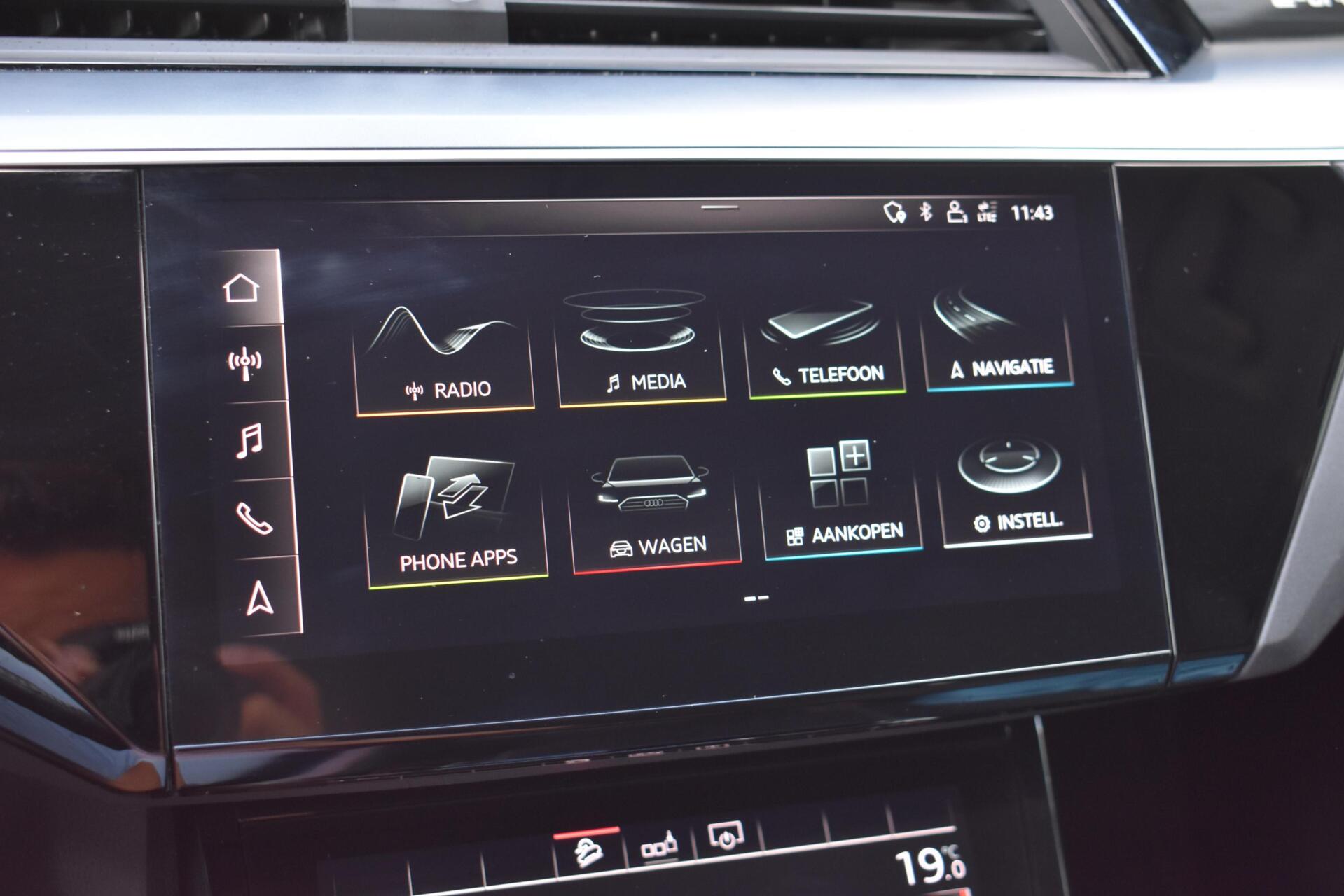 Foto van Audi E-tron 50