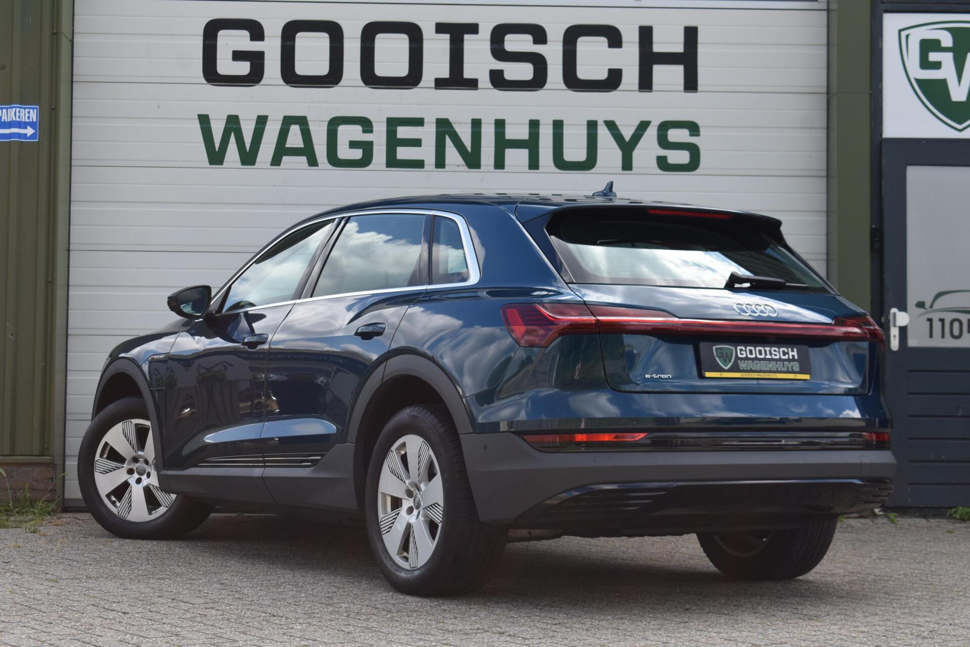 Foto van Audi E-tron 50