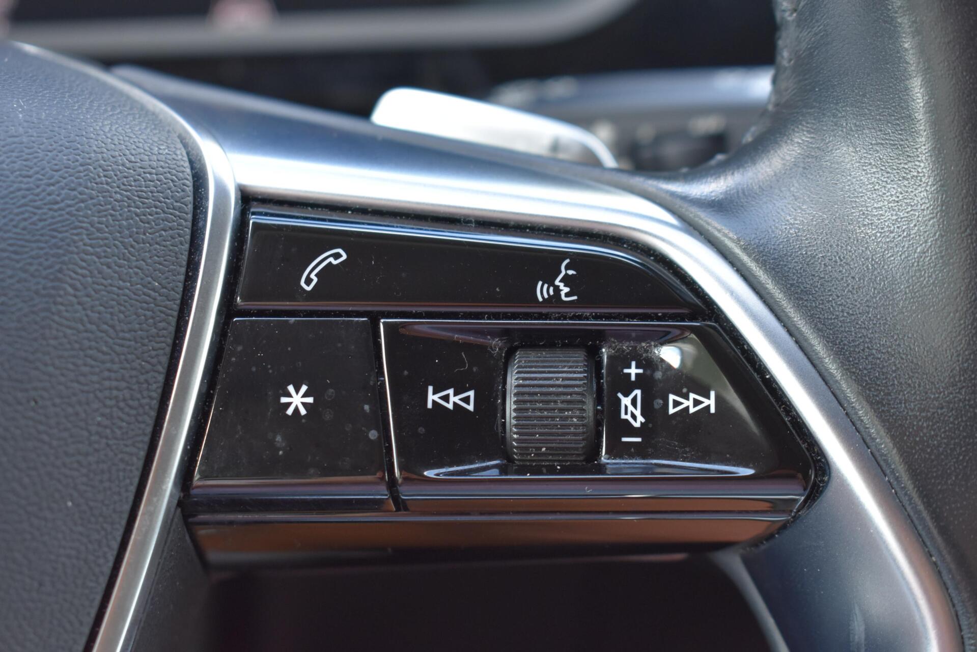 Foto van Audi E-tron 50
