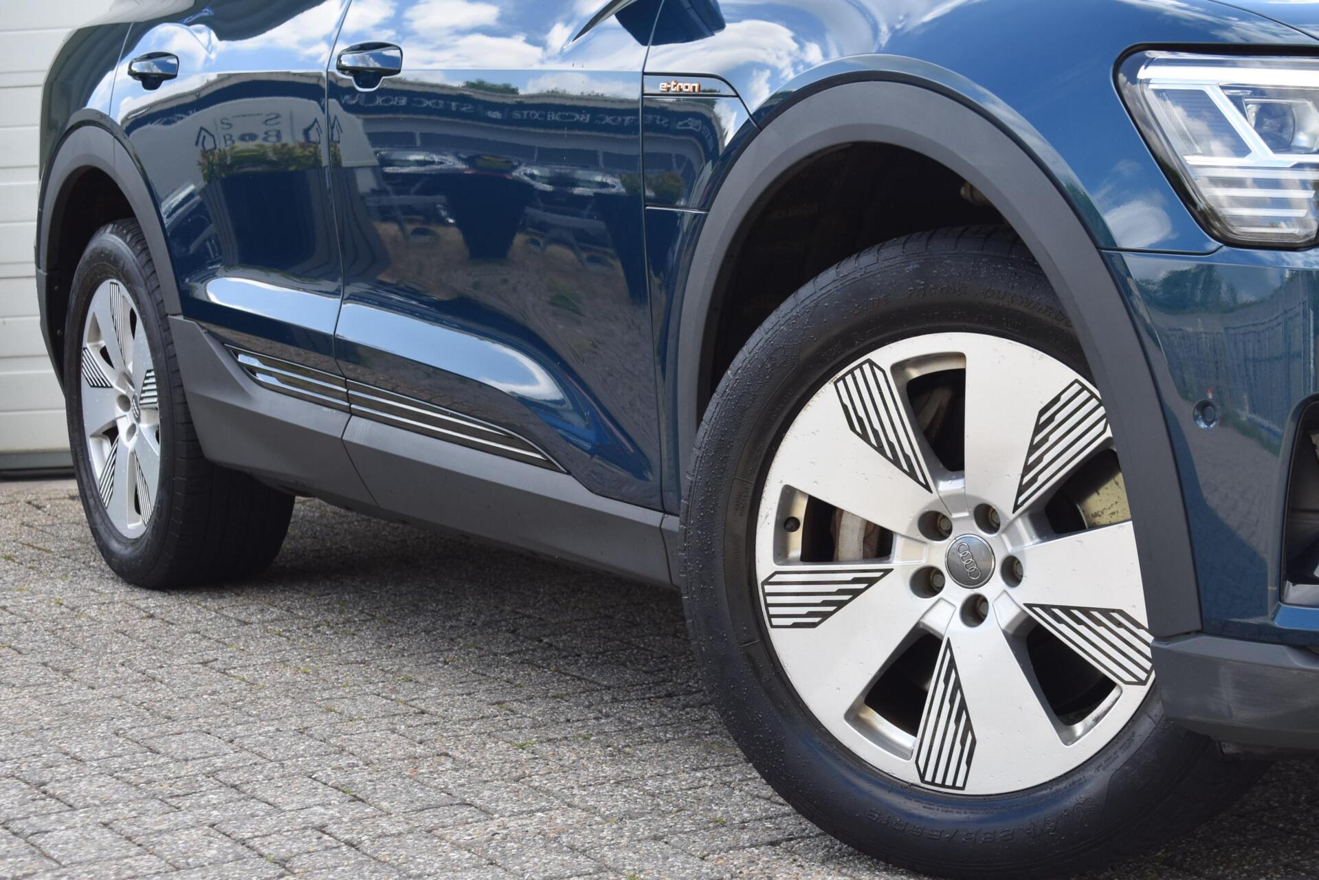 Foto van Audi E-tron 50