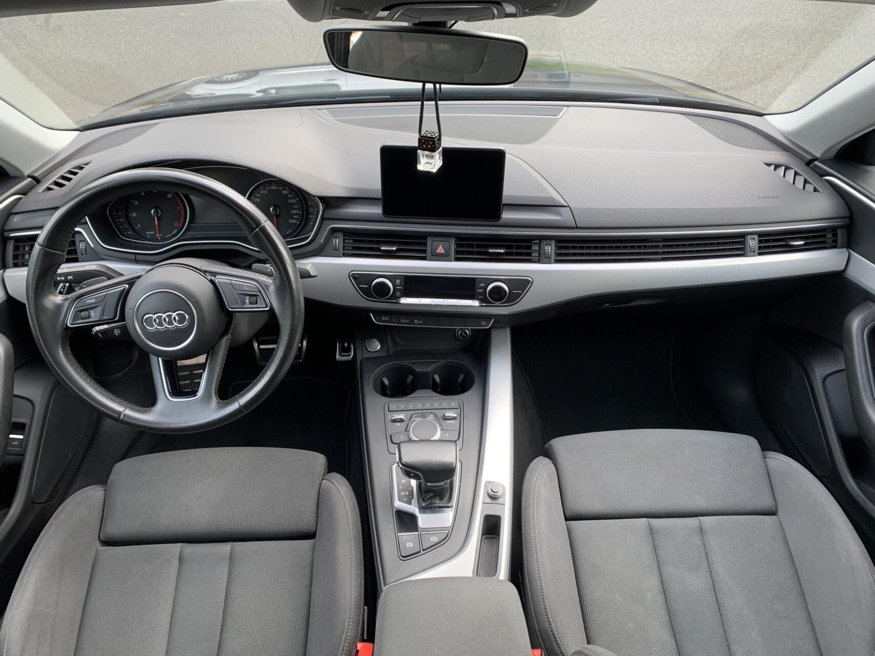 Foto van Audi A4 Limousine