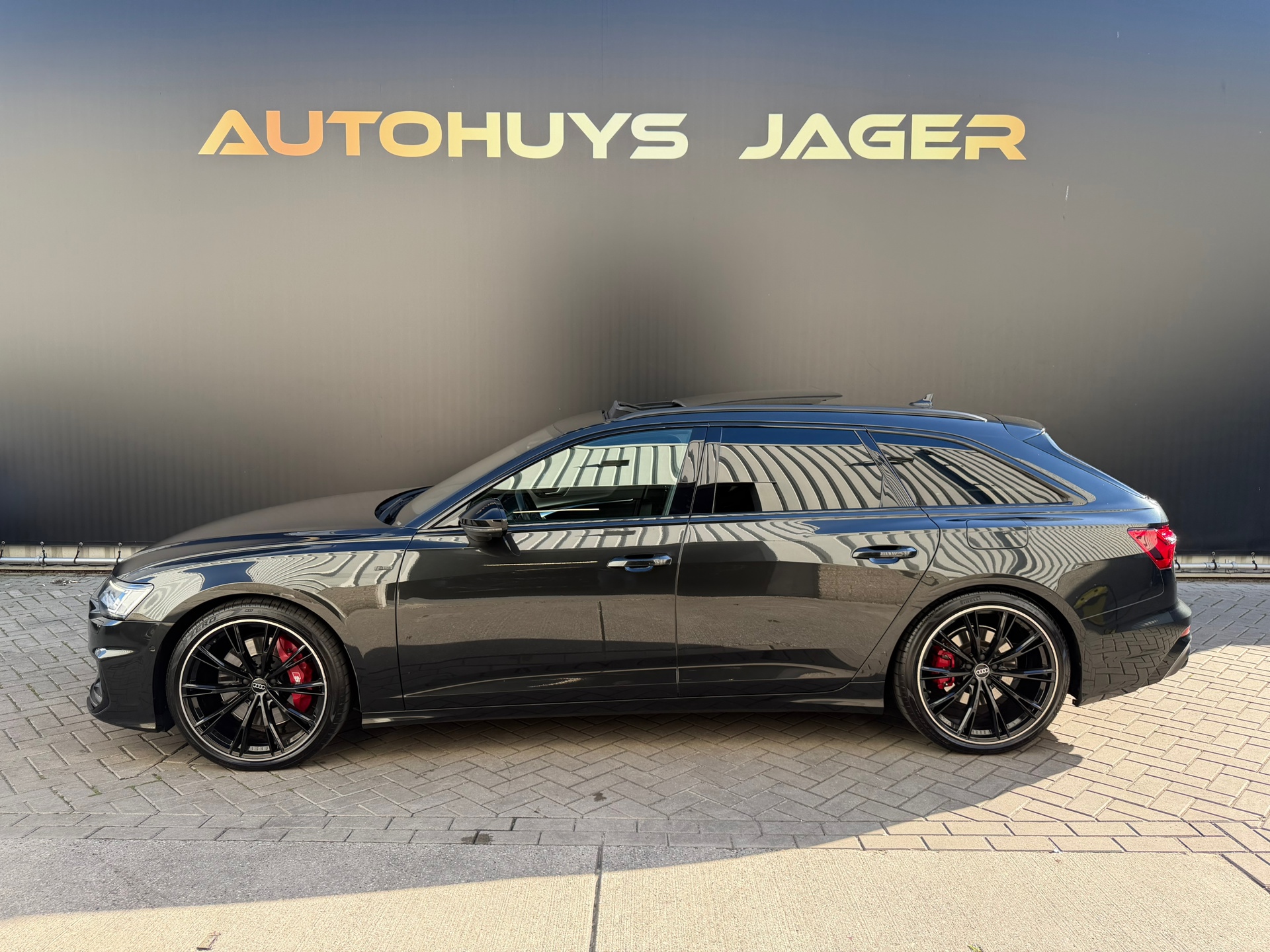 Foto van Audi A6 Avant 55 TFSI E
