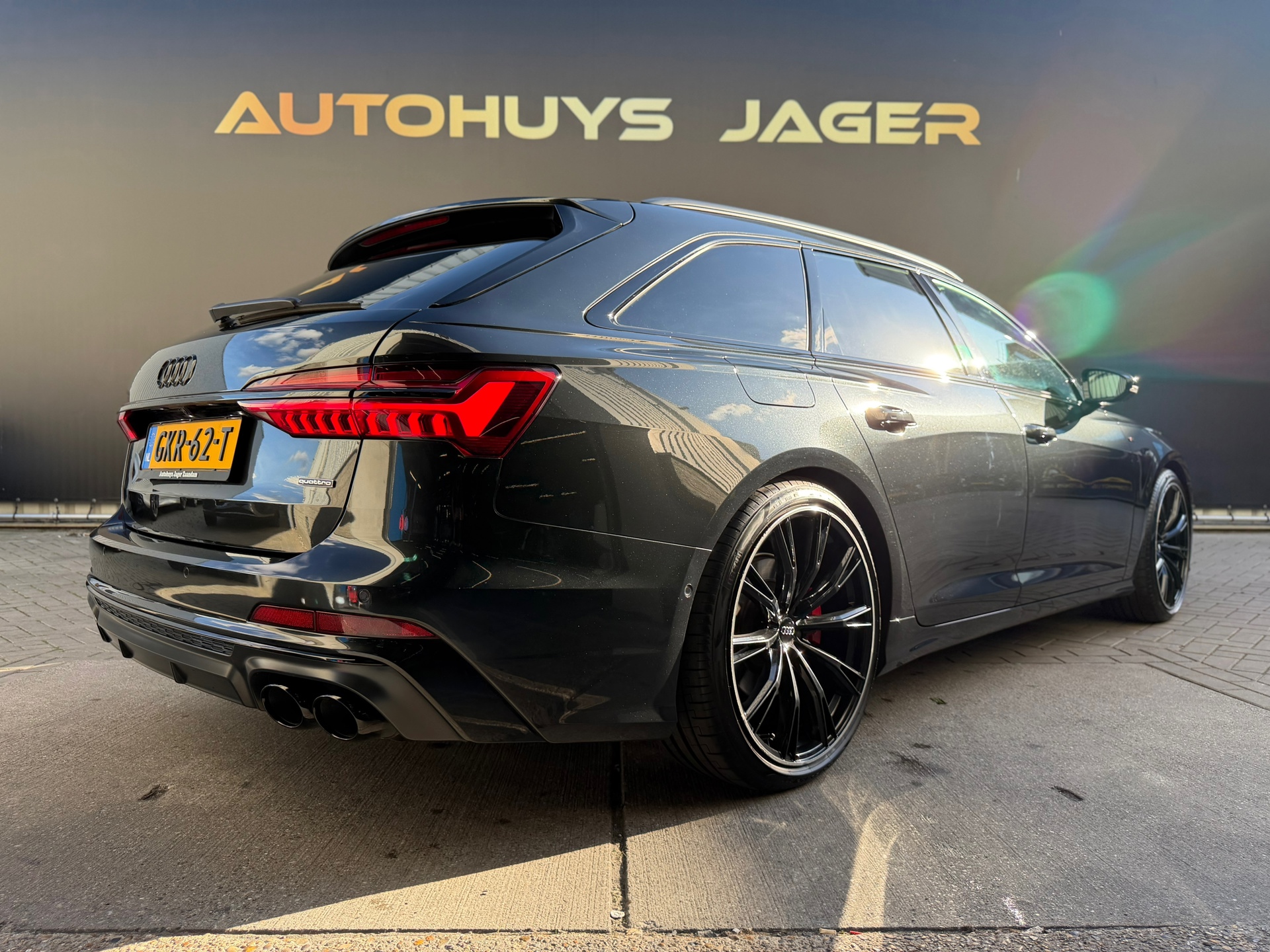 Foto van Audi A6 Avant 55 TFSI E