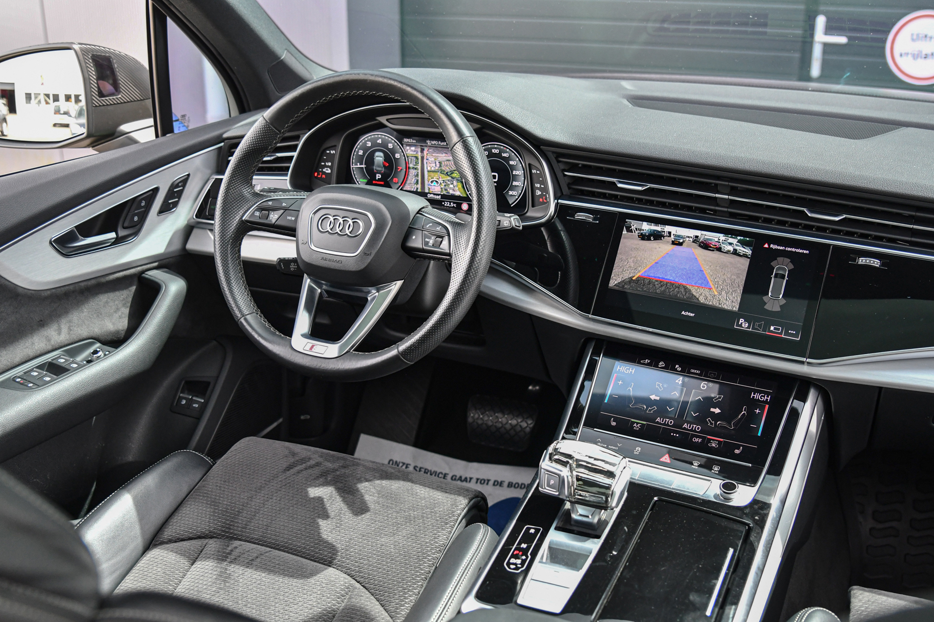 Foto van Audi Q7 55 TFSI E