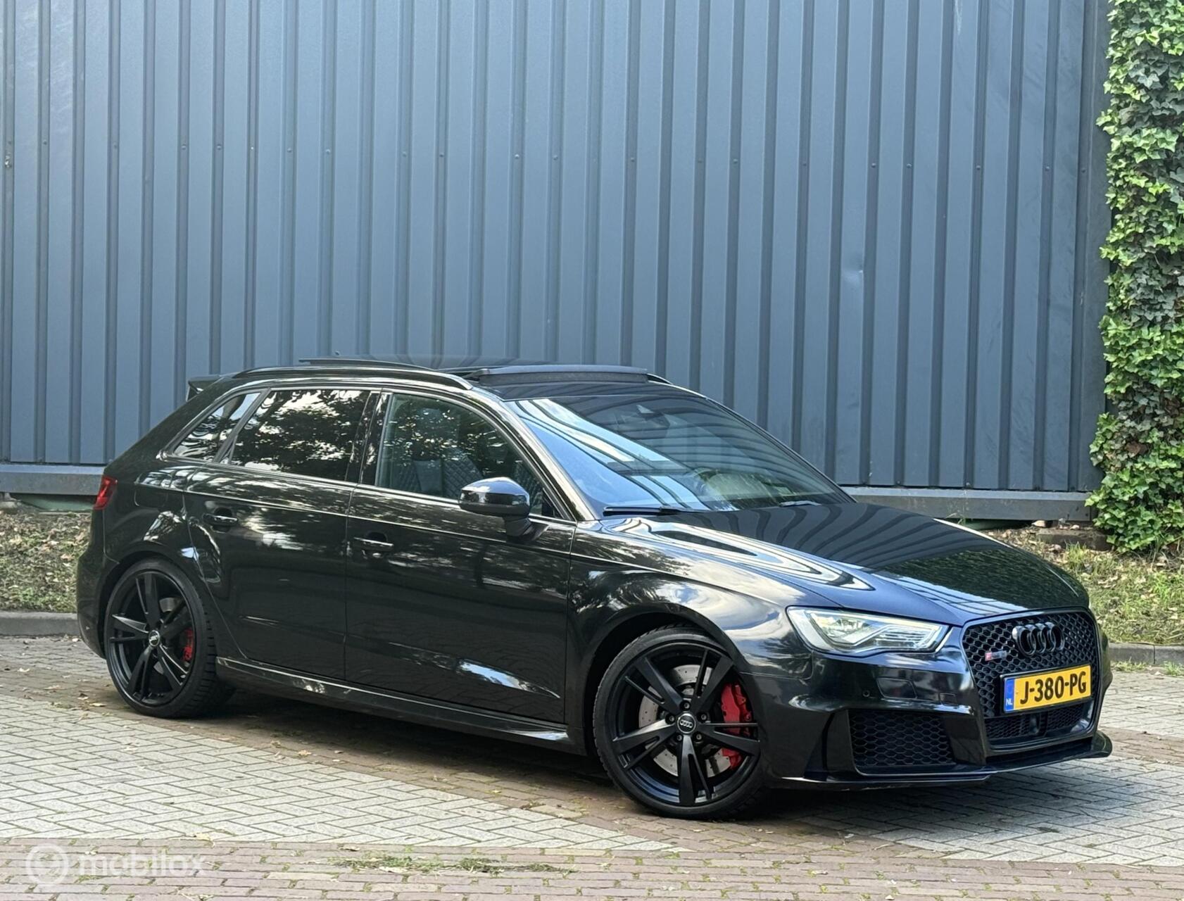 Audi RS 3 Sportback 2.5 TFSI RS3 quattro |Pano|RS Seats|Vol Onderh|B&O 2016 - voorkant