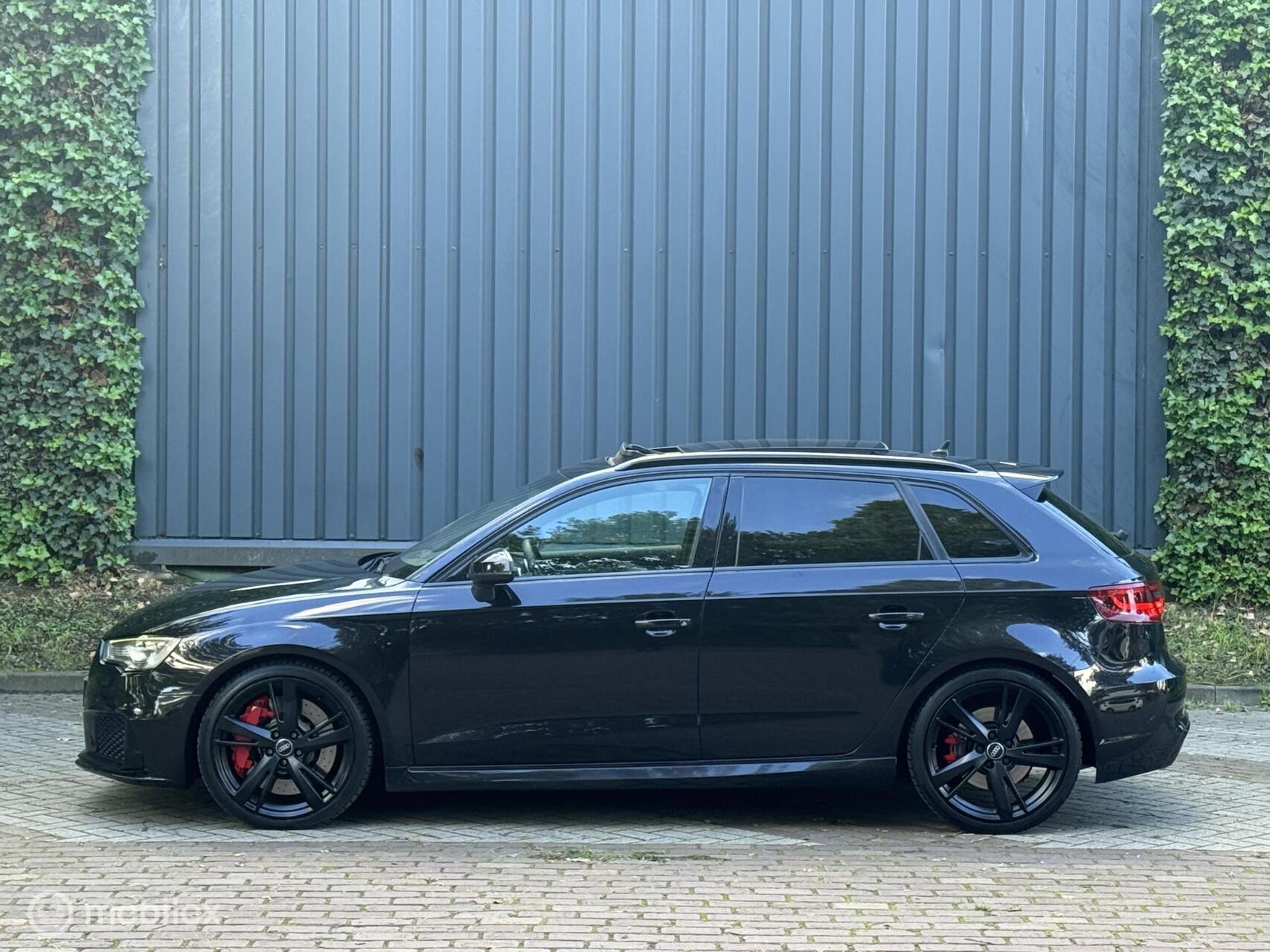 Foto van Audi RS 3 Sportback